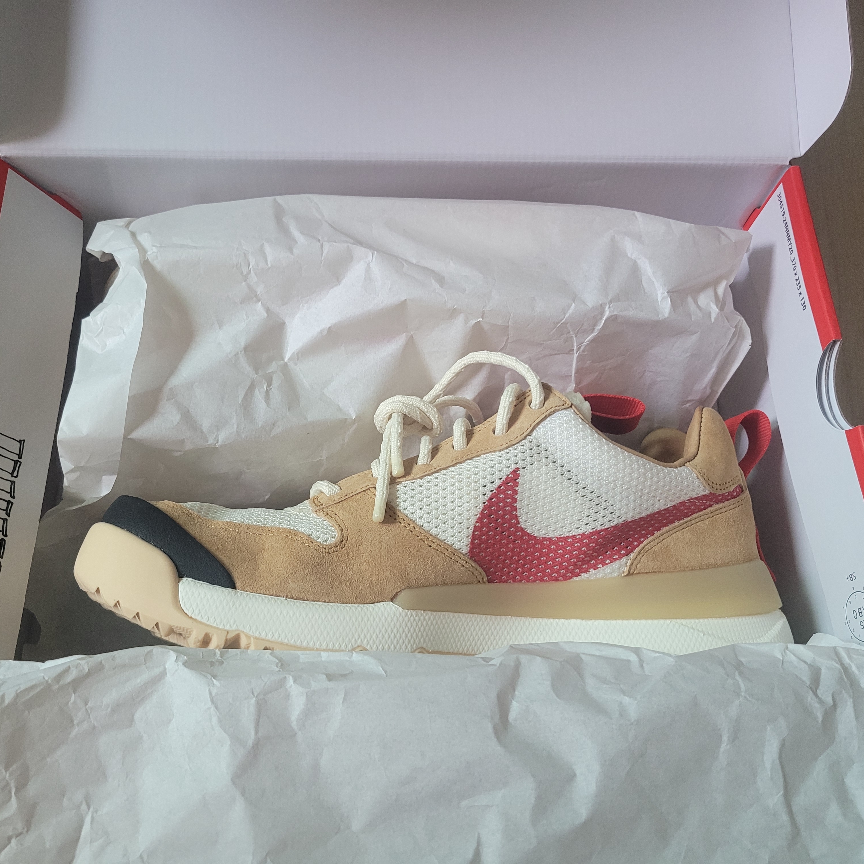 Nike x Tom Sachs Mars Yard Shoe 3.0 Space Camp 착용 스타일 - 2