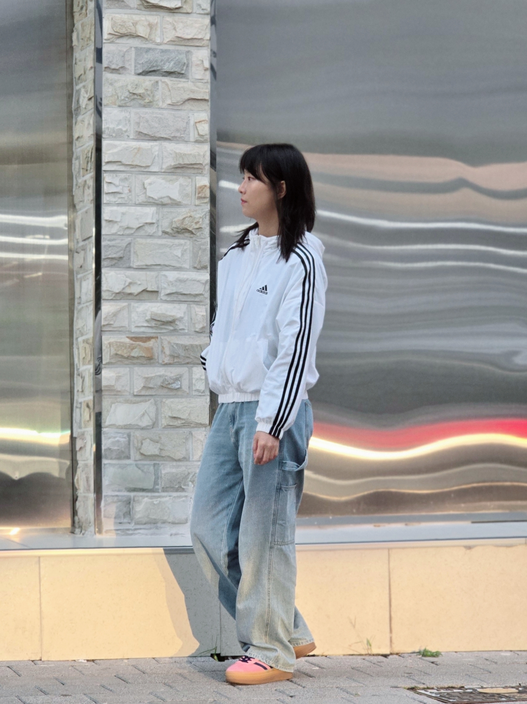(W) Adidas Essential 3-Stripes Woven Windbreaker Jacket White - KR Sizing, (W) Adidas Essential 3-Stripes Woven Windbreaker Jacket White - US Sizing 착용 스타일