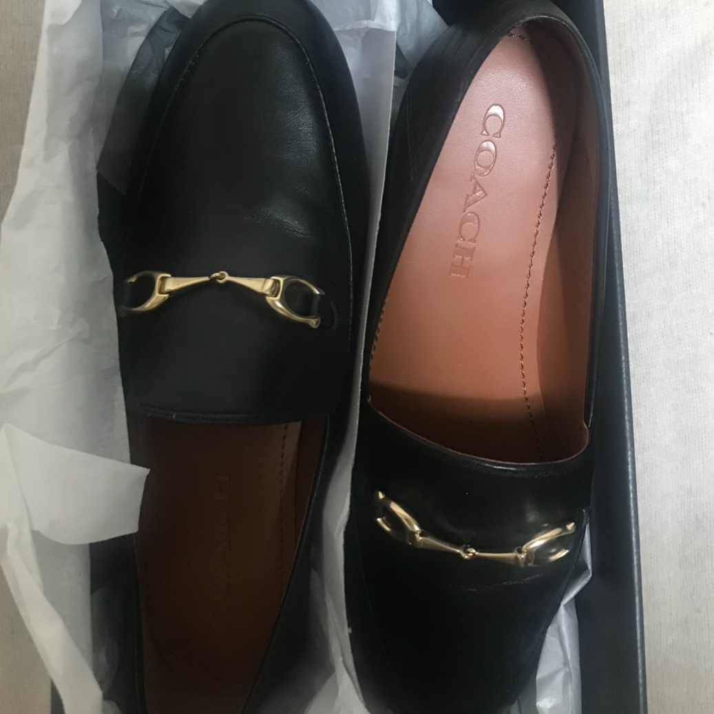 (W) Coach Haley Loafer Black 착용 스타일