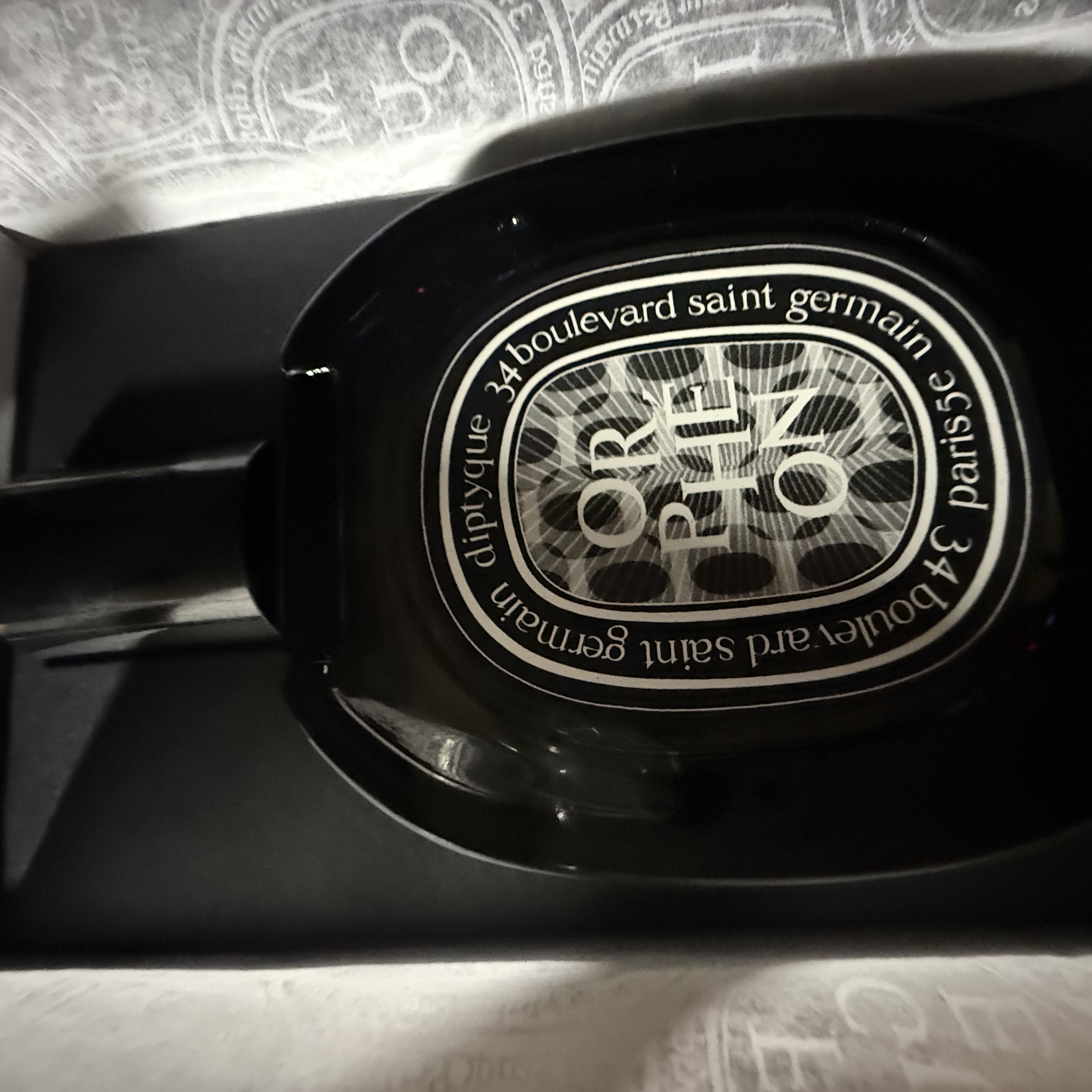 Diptyque Orpheon Eau De Parfum 75ml 착용 스타일