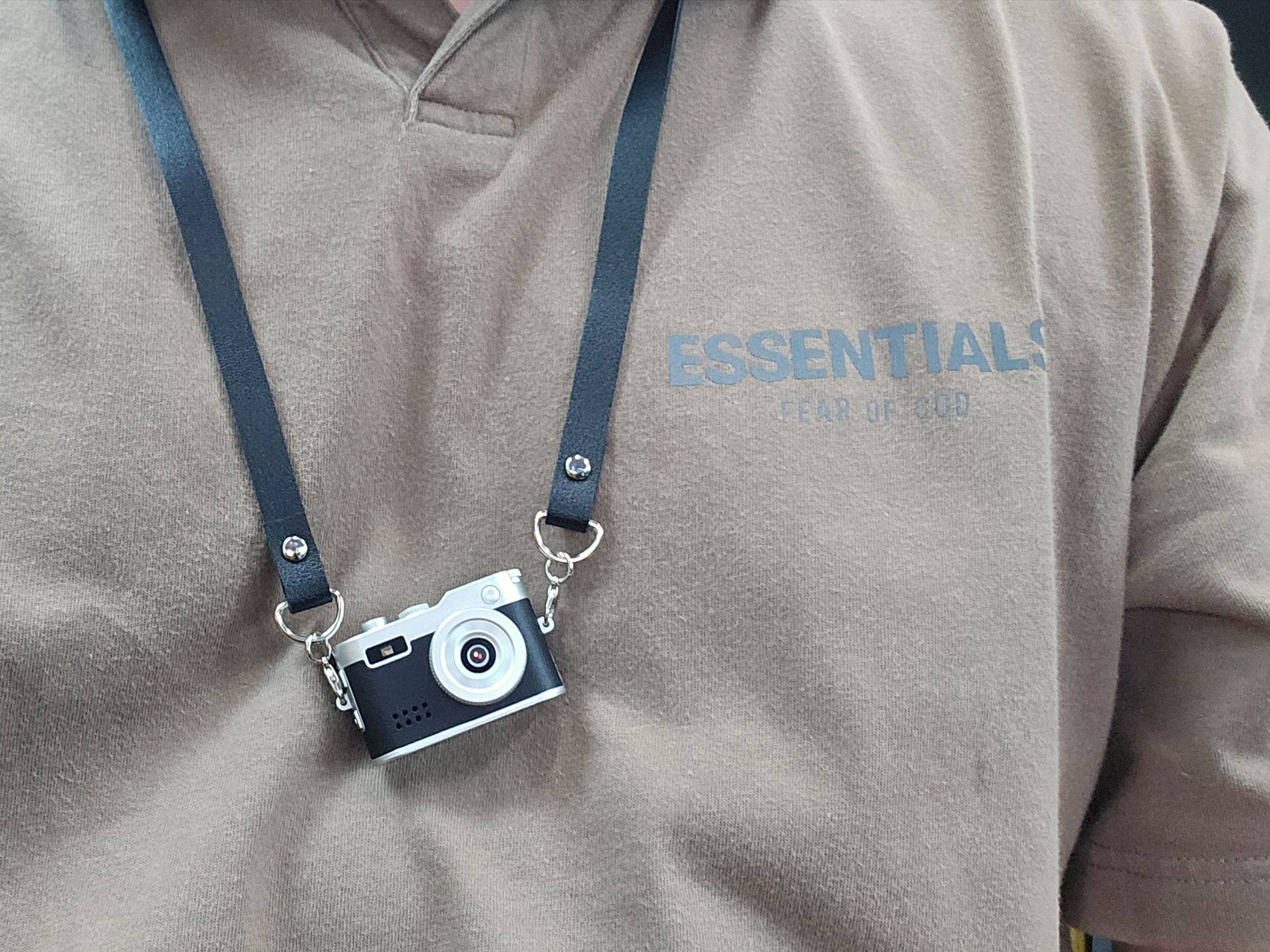 Essentials Short Sleeve Polo Harvest - 21FW 착용 스타일