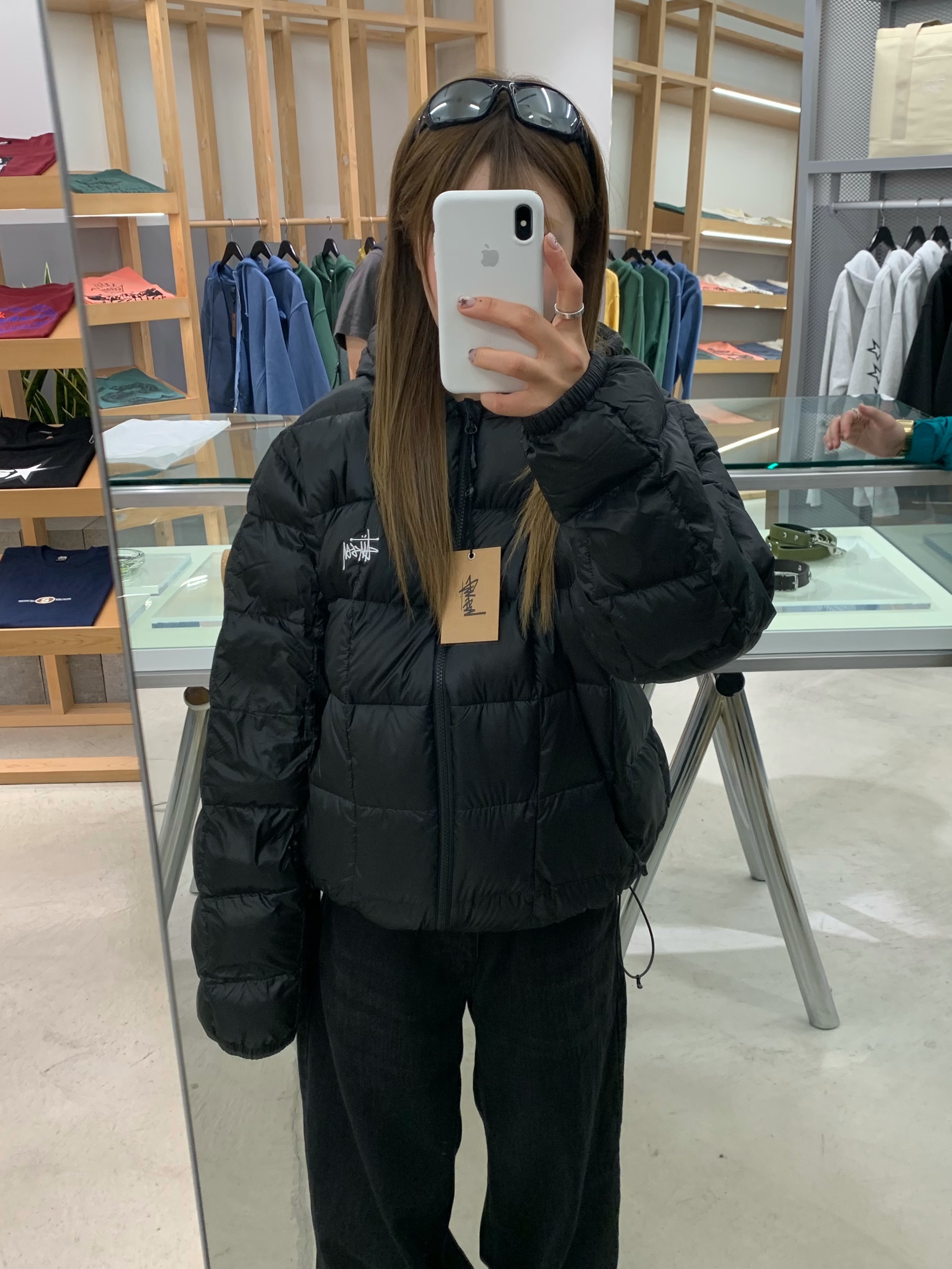Stussy Midweight Hooded Puffer Black 착용 스타일