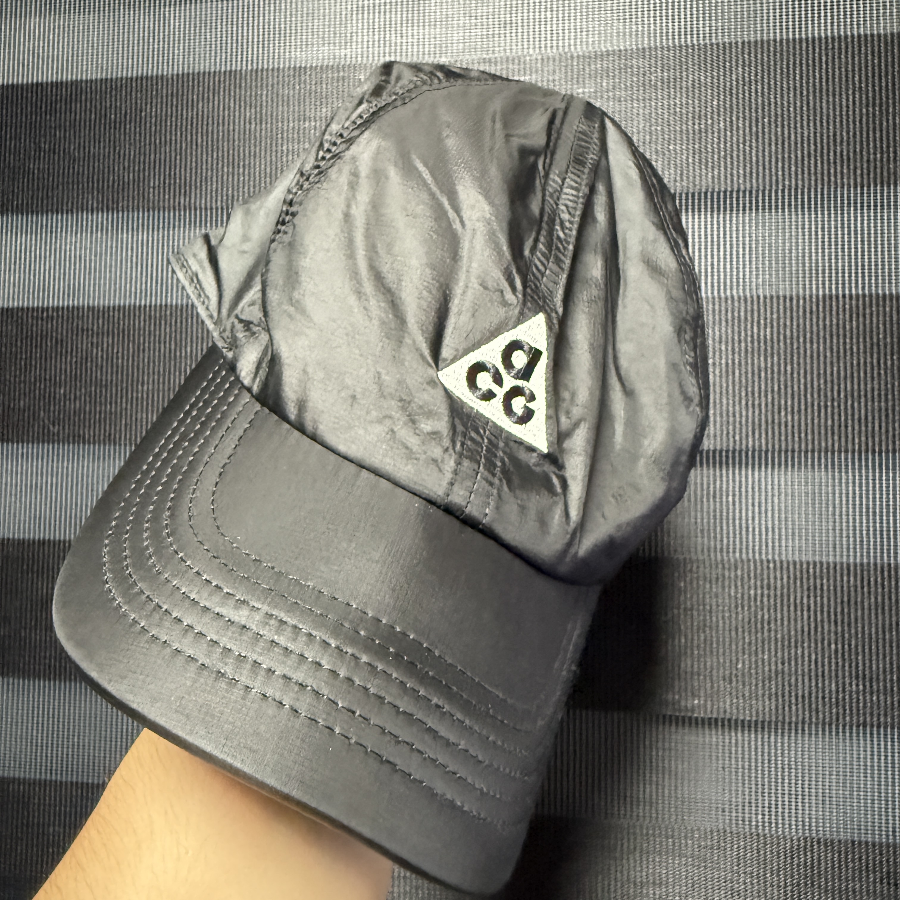 Nike ACG Trail Cap Black 착용 스타일