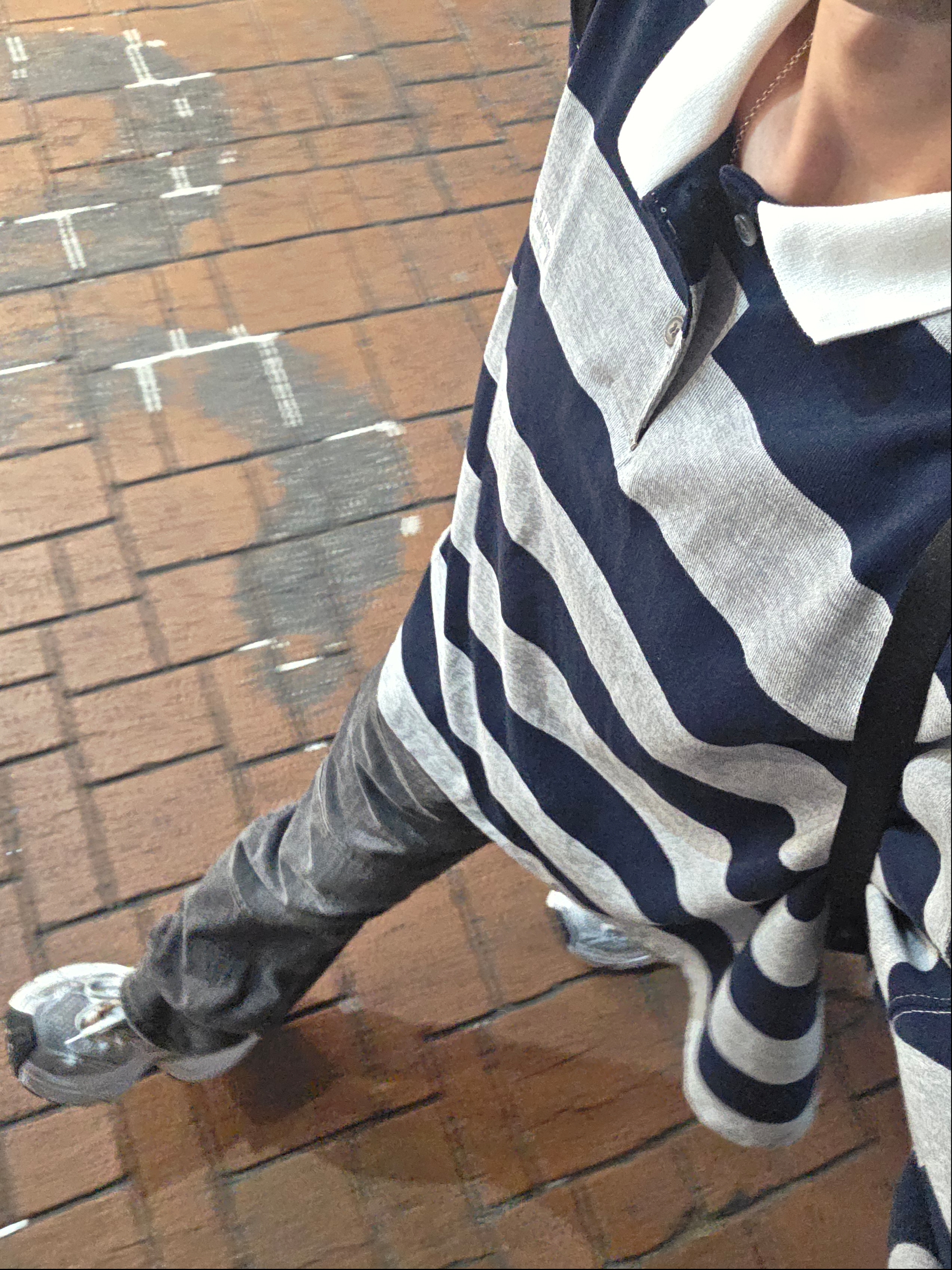 Undermycar MU.130 Classic Logo Stripe Long Sleeve PK Shirts Navy 착용 스타일