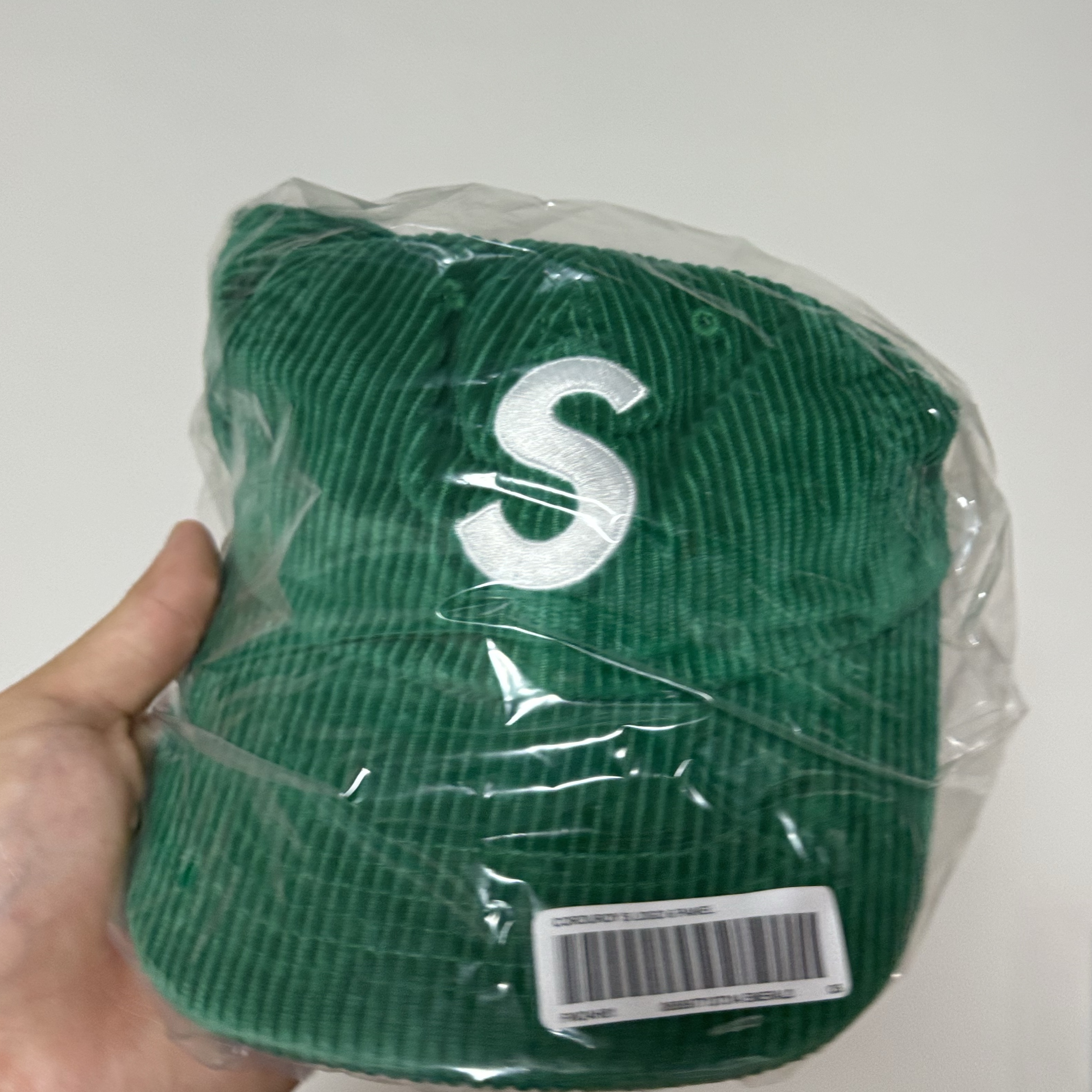 Supreme Corduroy S Logo 6-Panel Green - 24FW 착용 스타일