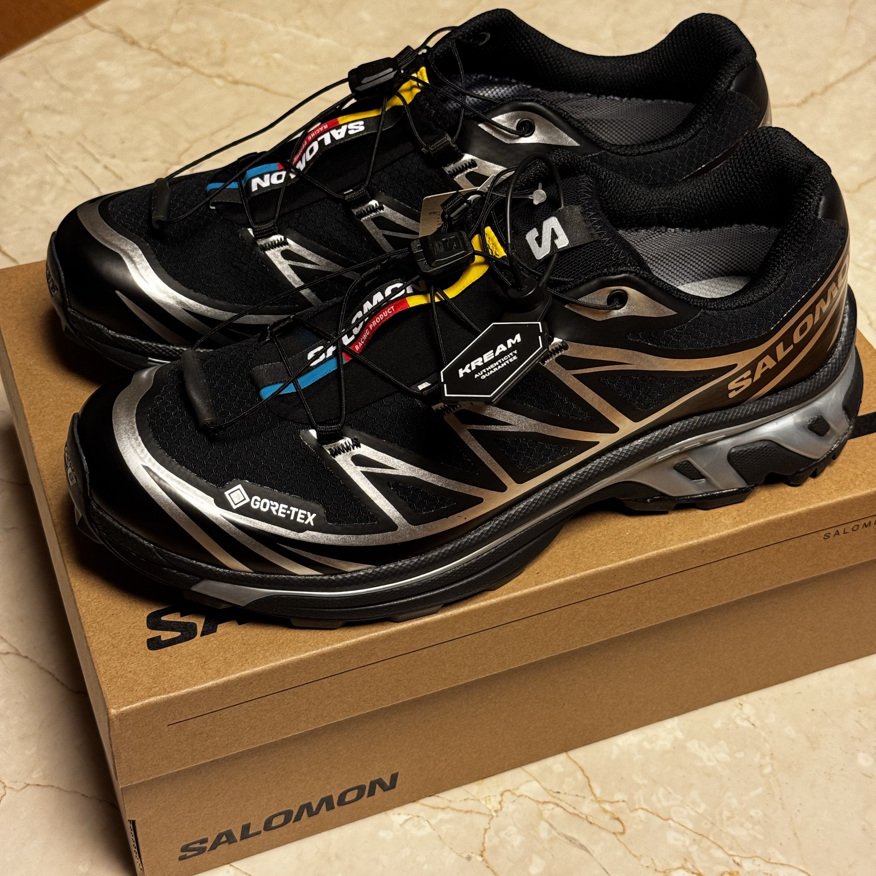 Salomon XT-6 GTX Black Silver 착용 스타일 - 1