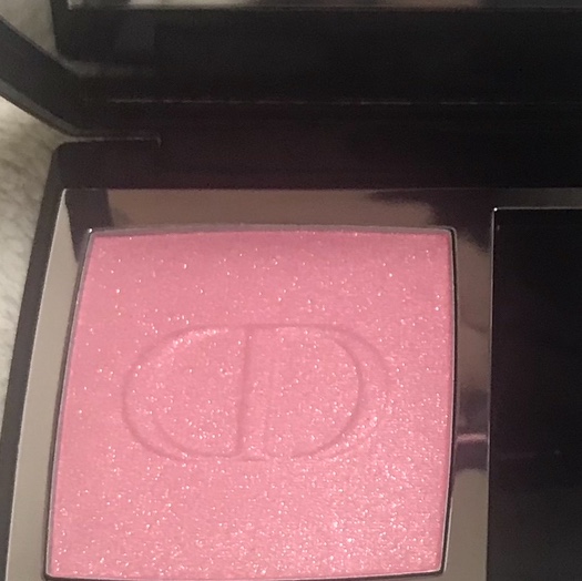 Dior Rouge Blush 212 Tutu 착용 스타일