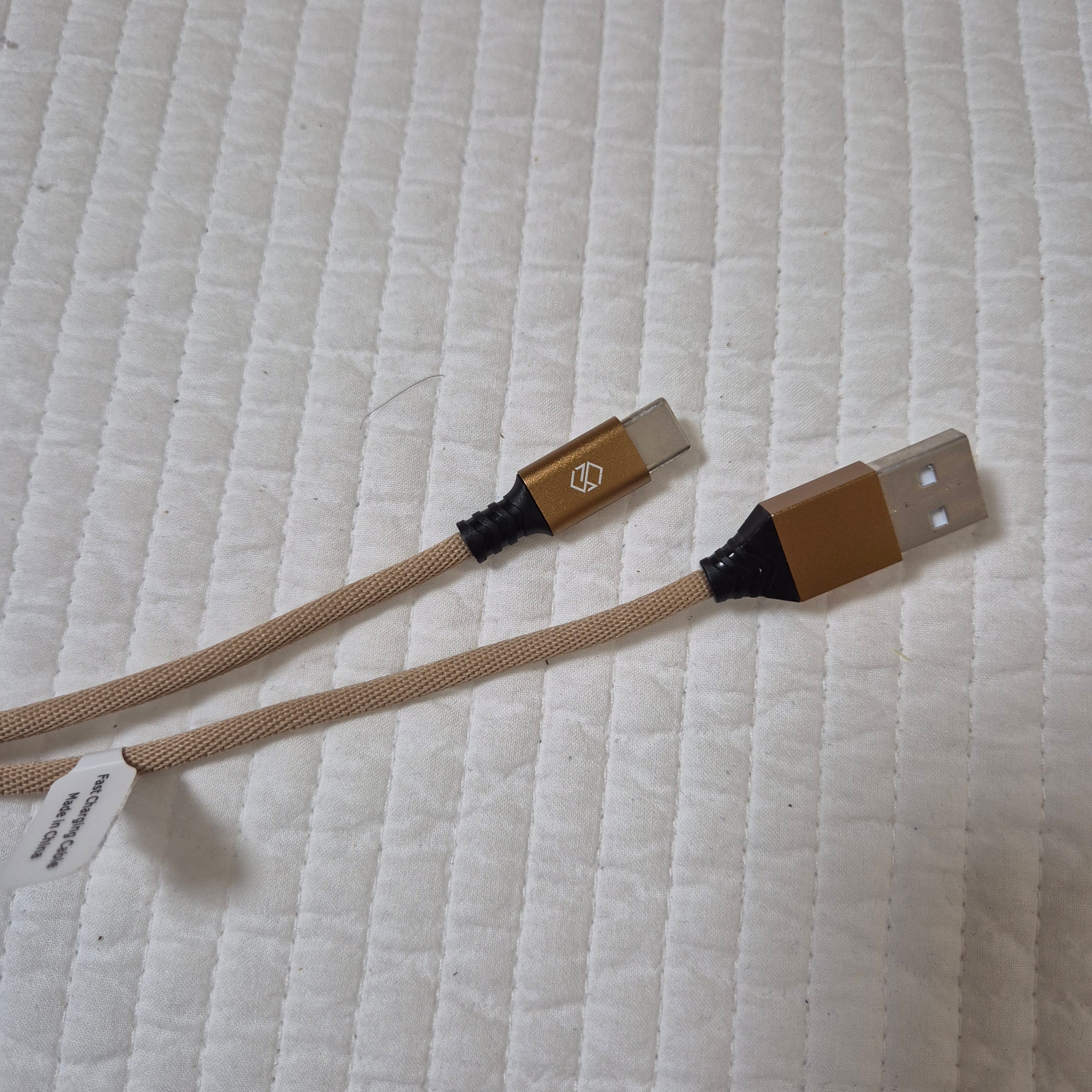 SINJIMORU Dutch Fabric Quick USB-A to C Type Charging Cable 1M 착용 스타일