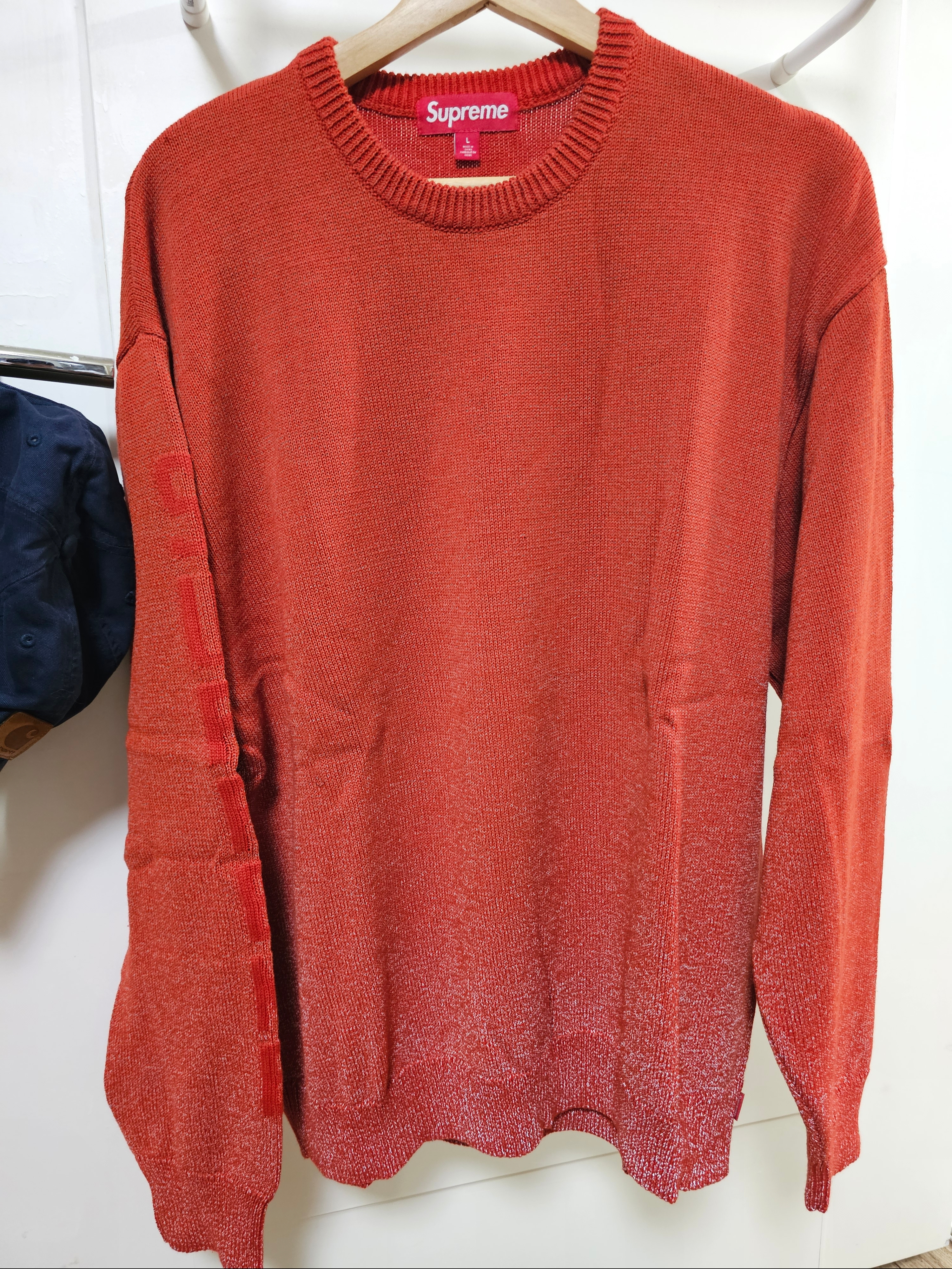 Supreme Reflective Sweater Orange - 24SS 착용 스타일 - 1