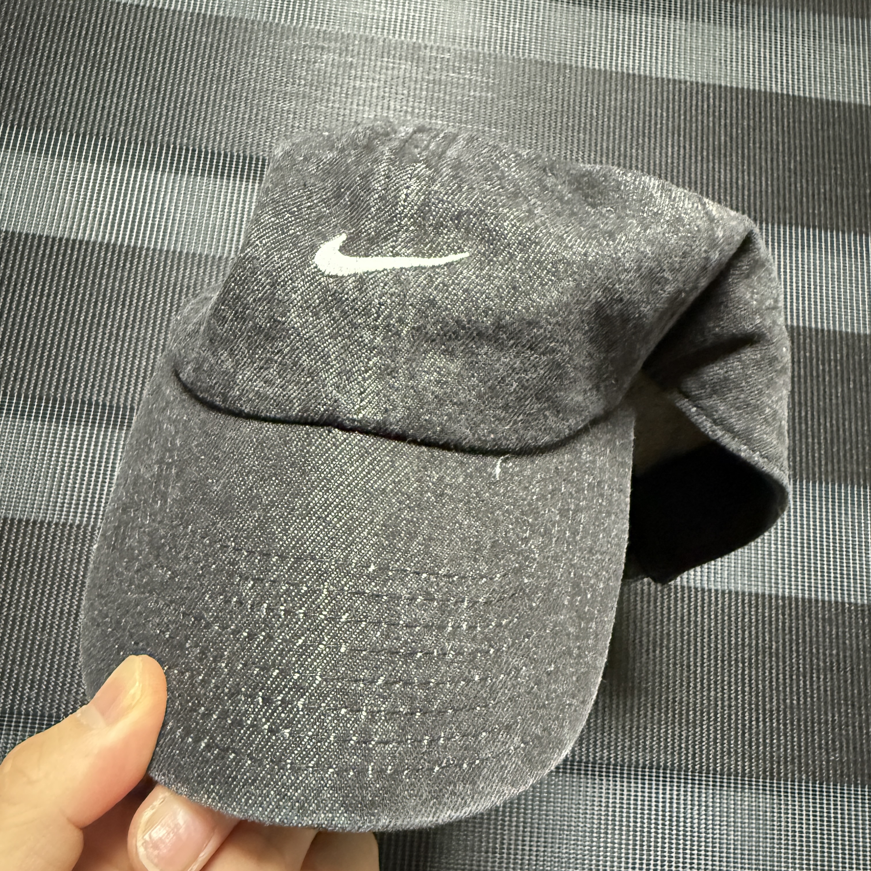 Nike Club Unstructured Denim Cap Black White 착용 스타일