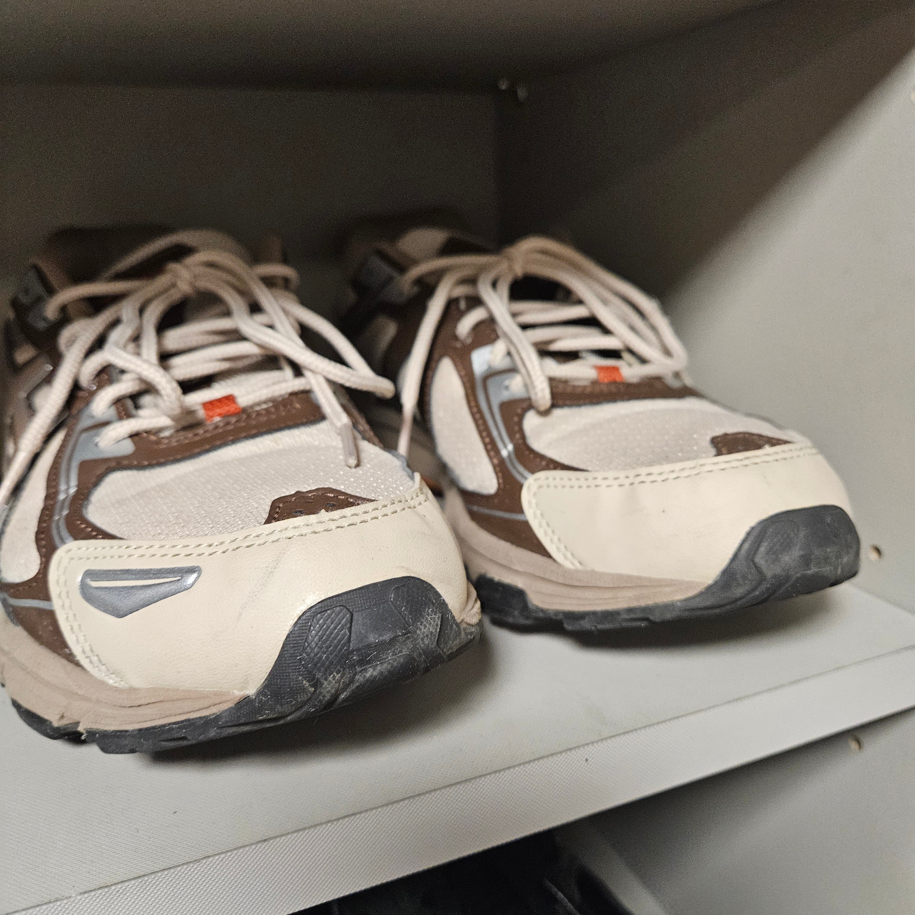 (W) Asics Gel-Venture 6 Simply Taupe 착용 스타일