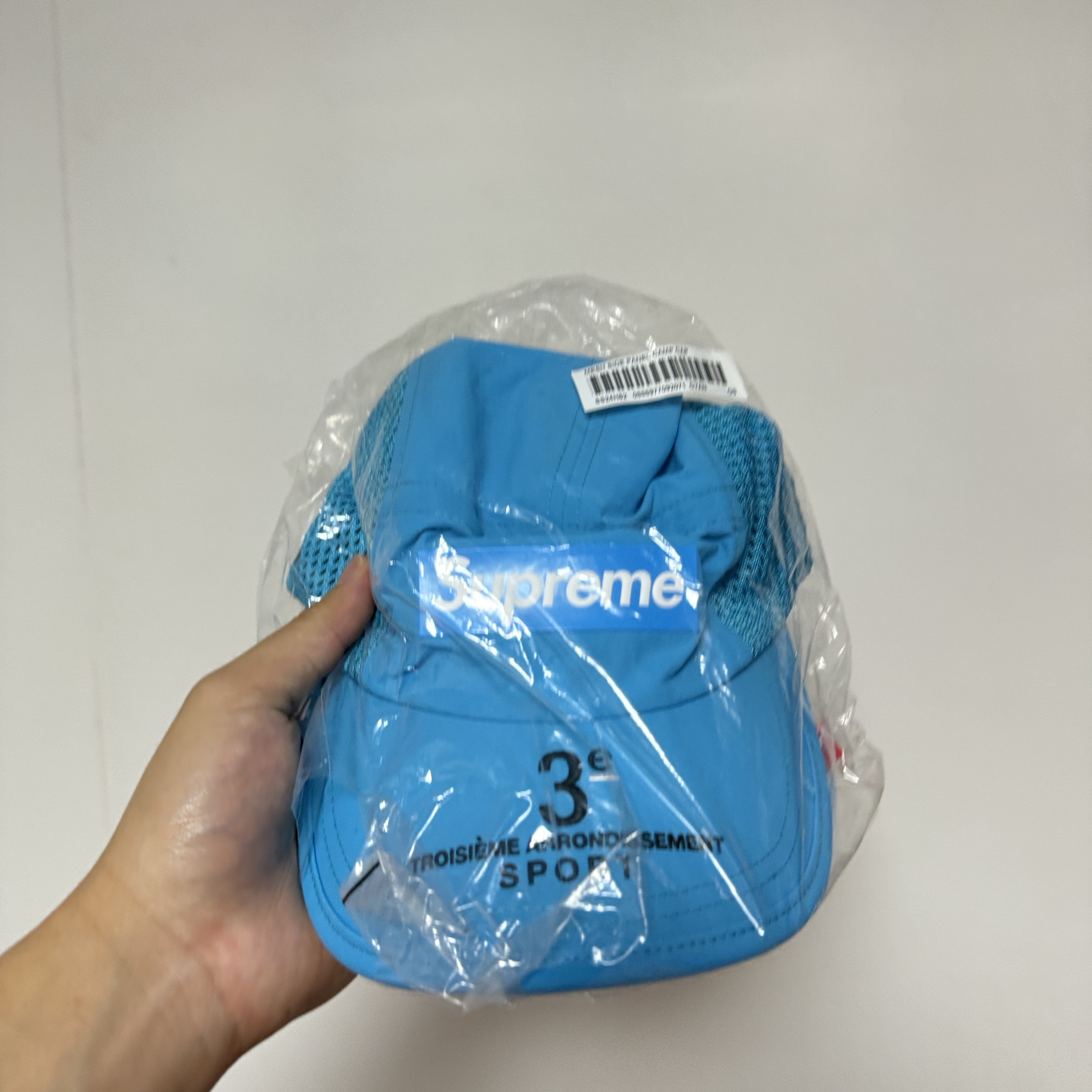 Supreme Mesh Side Panel Camp Cap Cyan - 24SS 착용 스타일