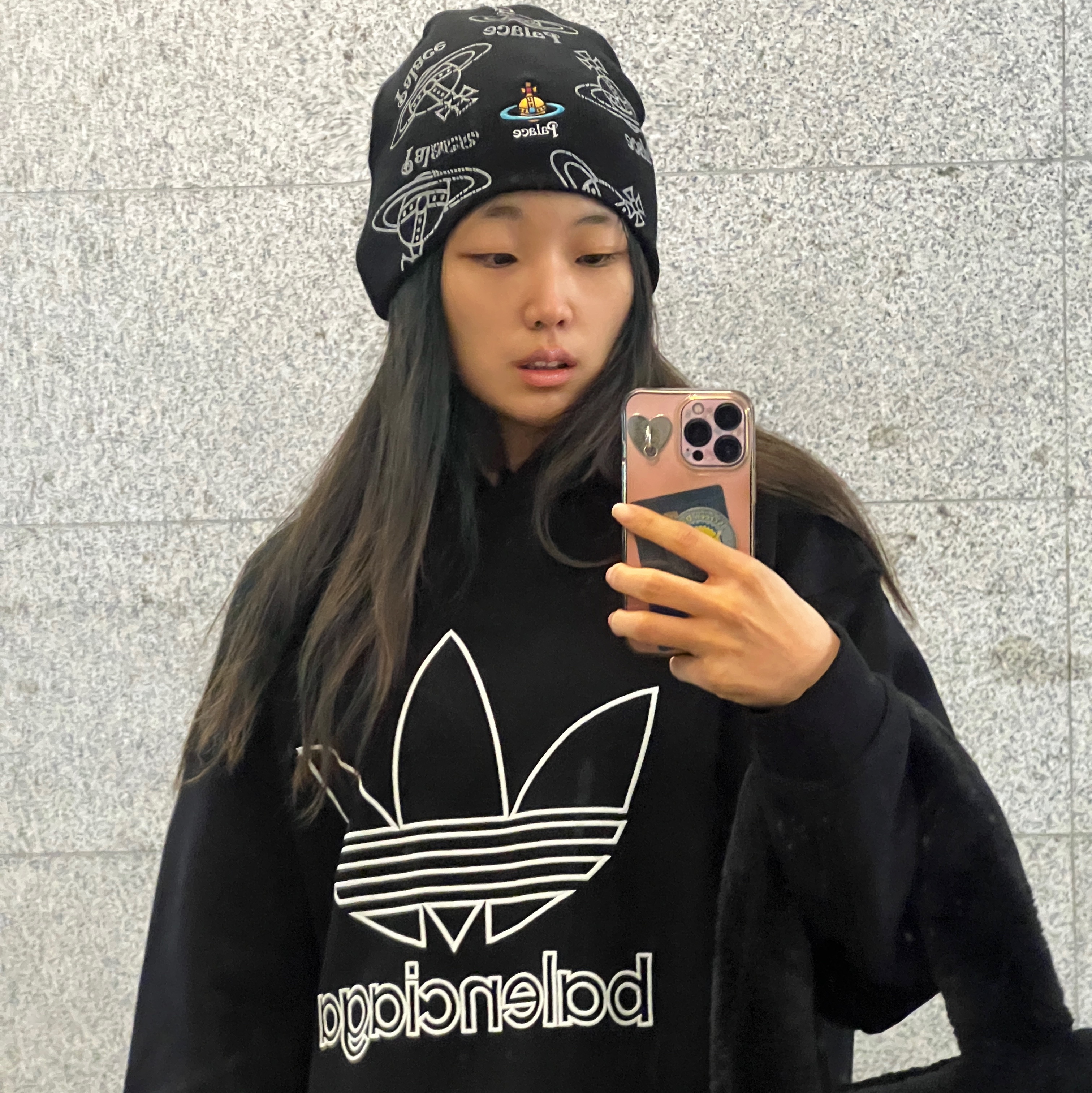 Palace x Vivienne Westwood Jersey Beanie Black - 24FW, Balenciaga x Adidas Hoodie Large Fit Black 착용 스타일