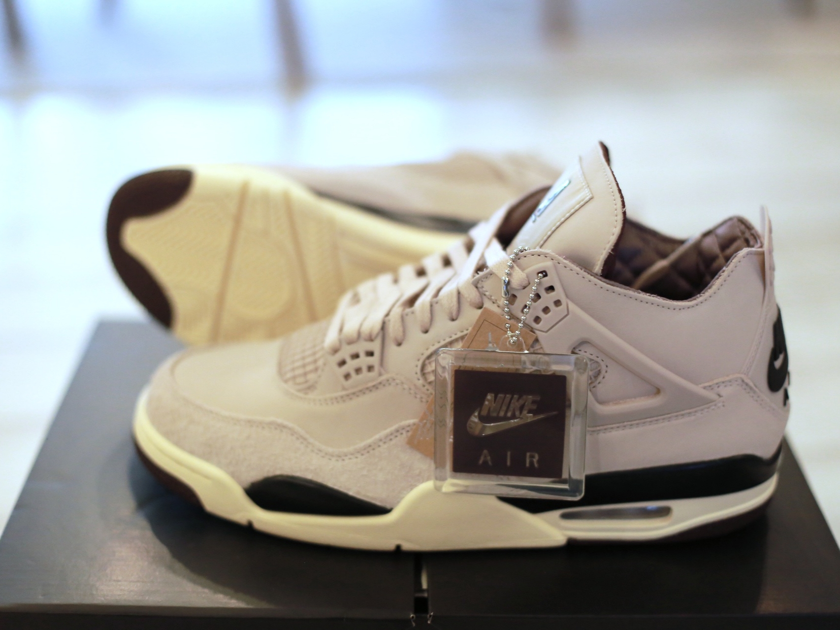 (W) Jordan 4 x A Ma Maniere Retro OG SP W.Y.W.S. 착용 스타일 - 4