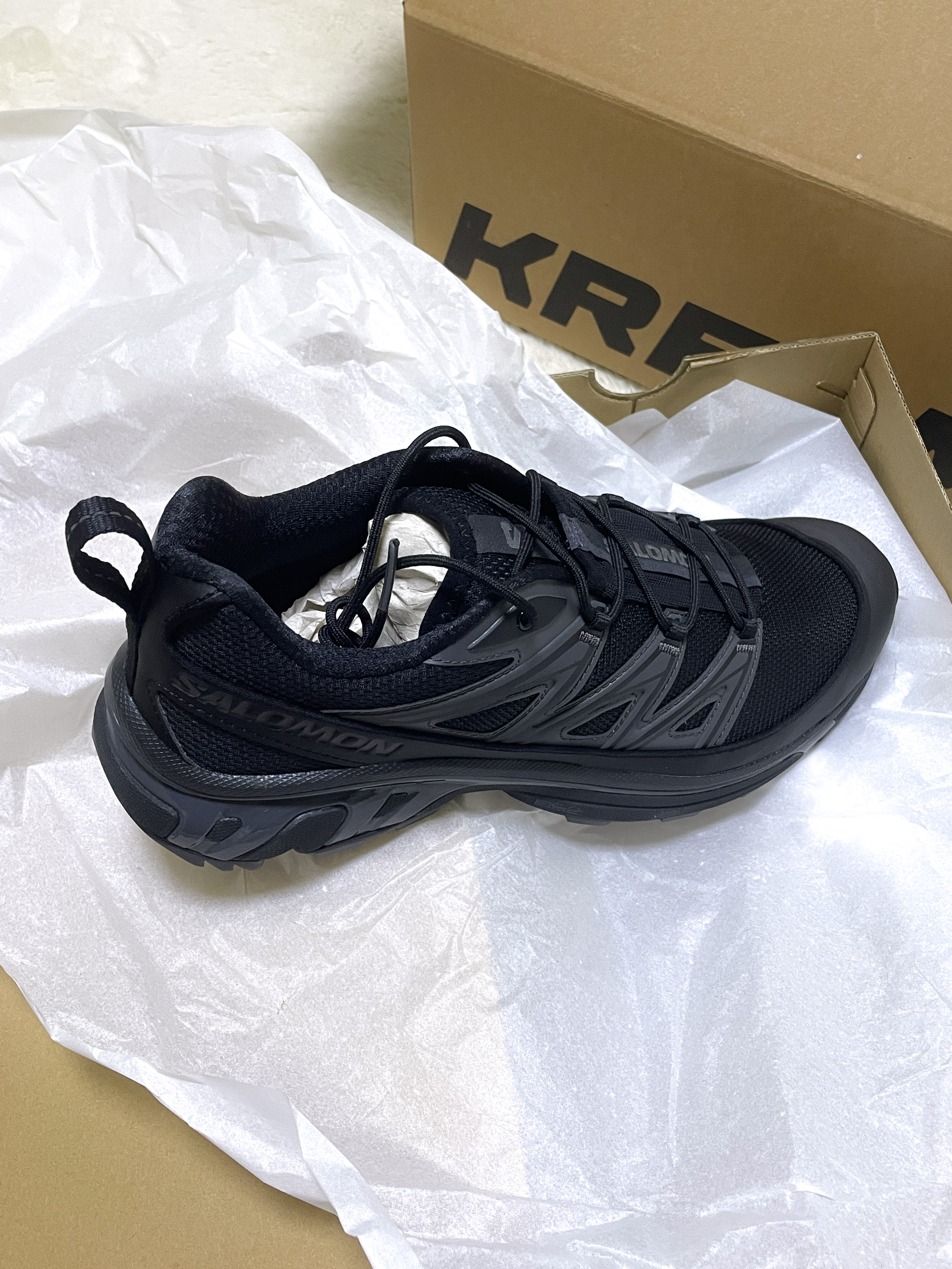 Salomon XT-6 ADV Black 착용 스타일 - 1