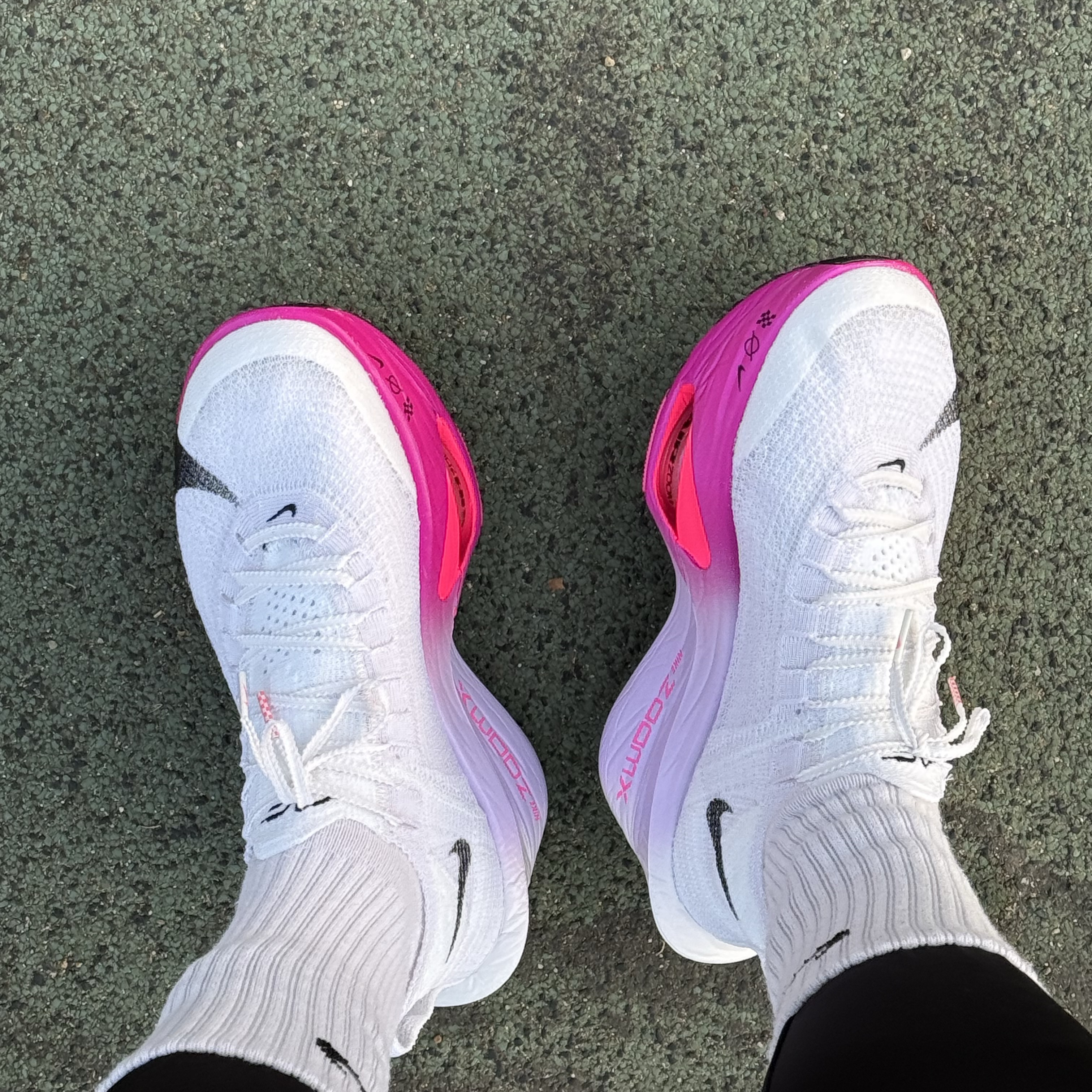 Nike Air Zoom Alphafly Next% 3 Hyper Pink 착용 스타일