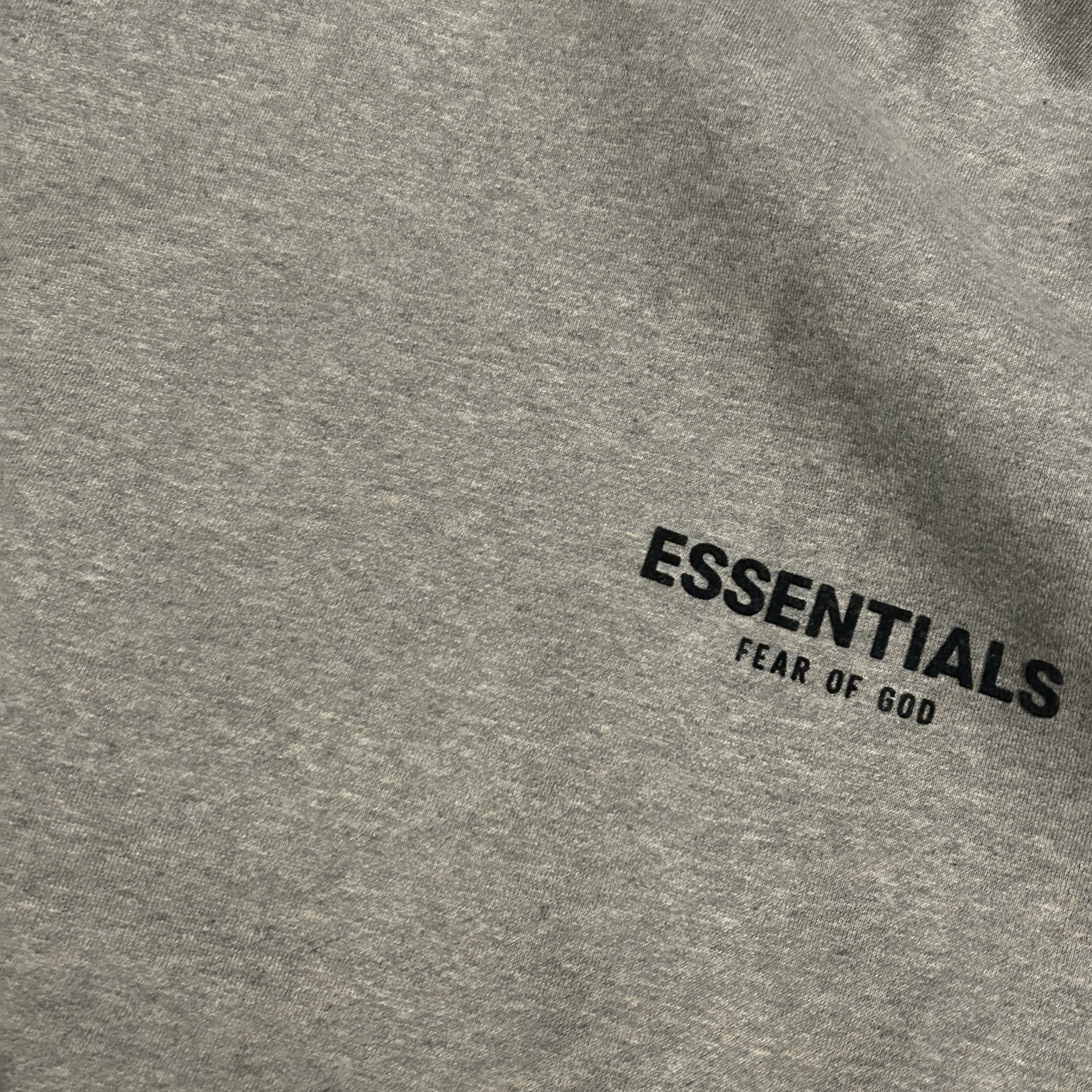 Essentials The Core Collection Hoodie Dark Oatmeal 착용 스타일 - 1