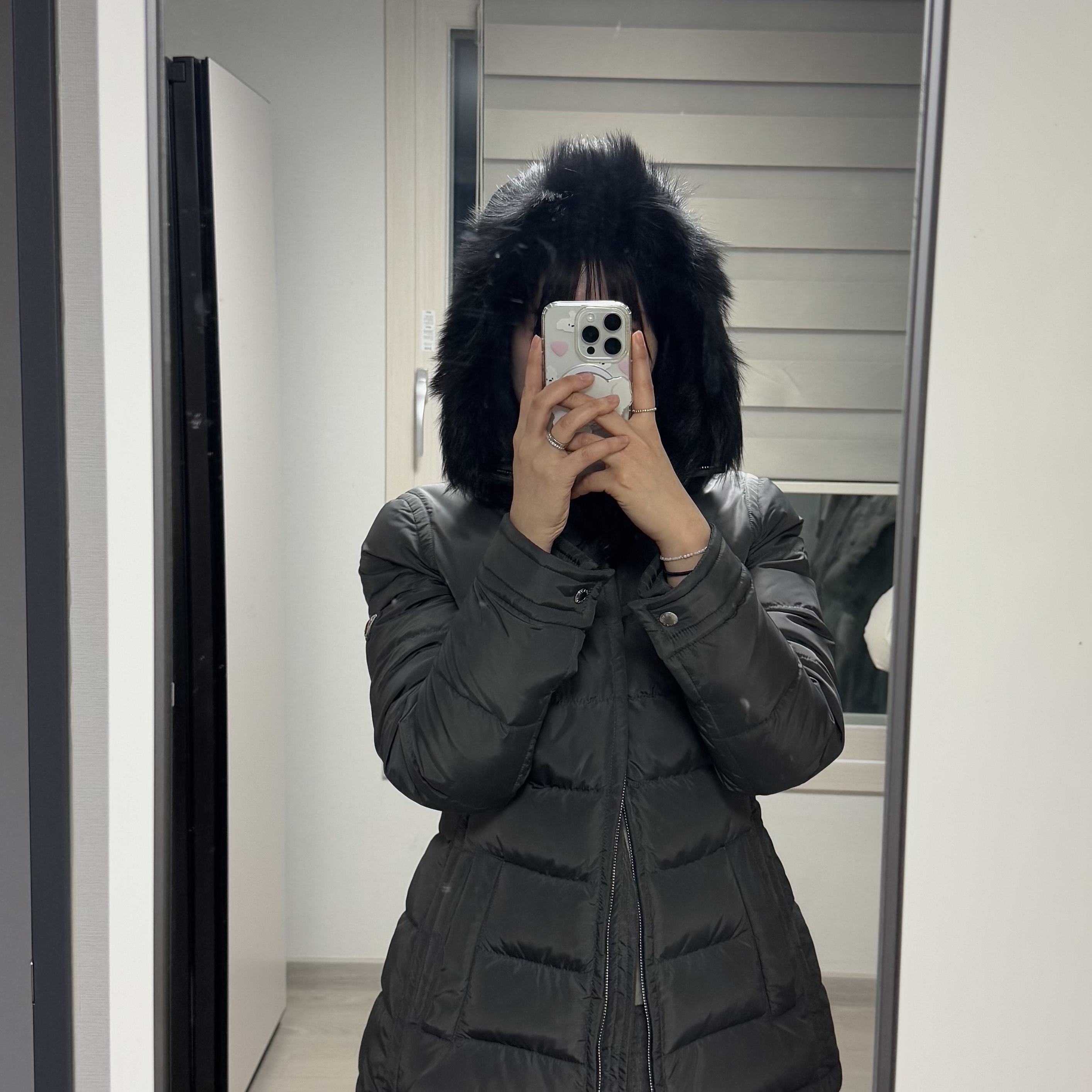 Prada Triangle Logo Down Jacket Black 착용 스타일