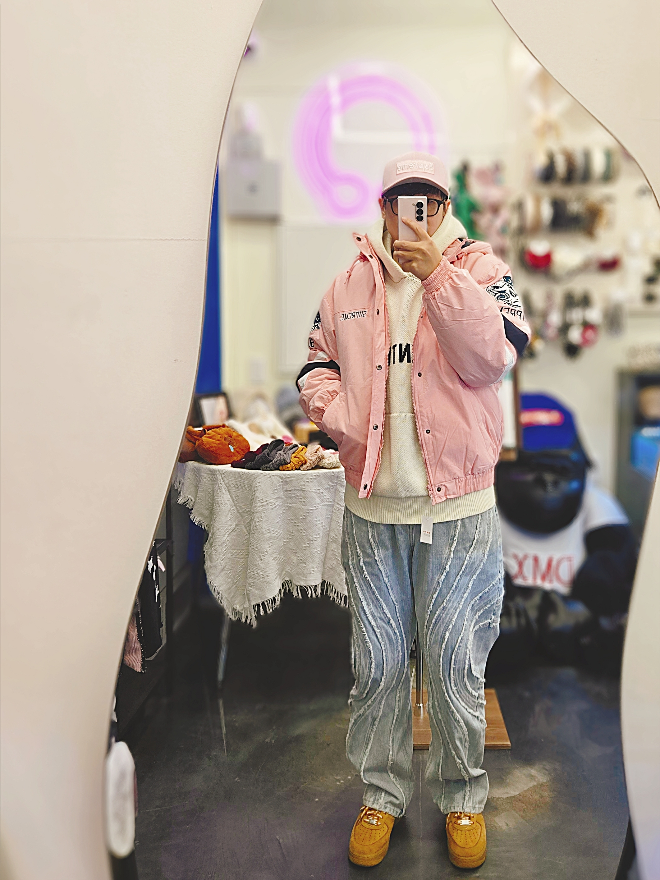 Supreme Mitchell & Ness NCAA Hooded Stadium Jacket Pink - 24FW, Essentials Knit Pullover Hoodie Cream - 21SS 착용 스타일