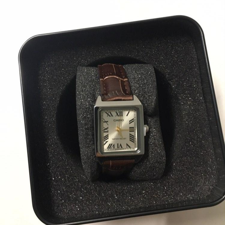 Casio LTP-V007L-9B 착용 스타일
