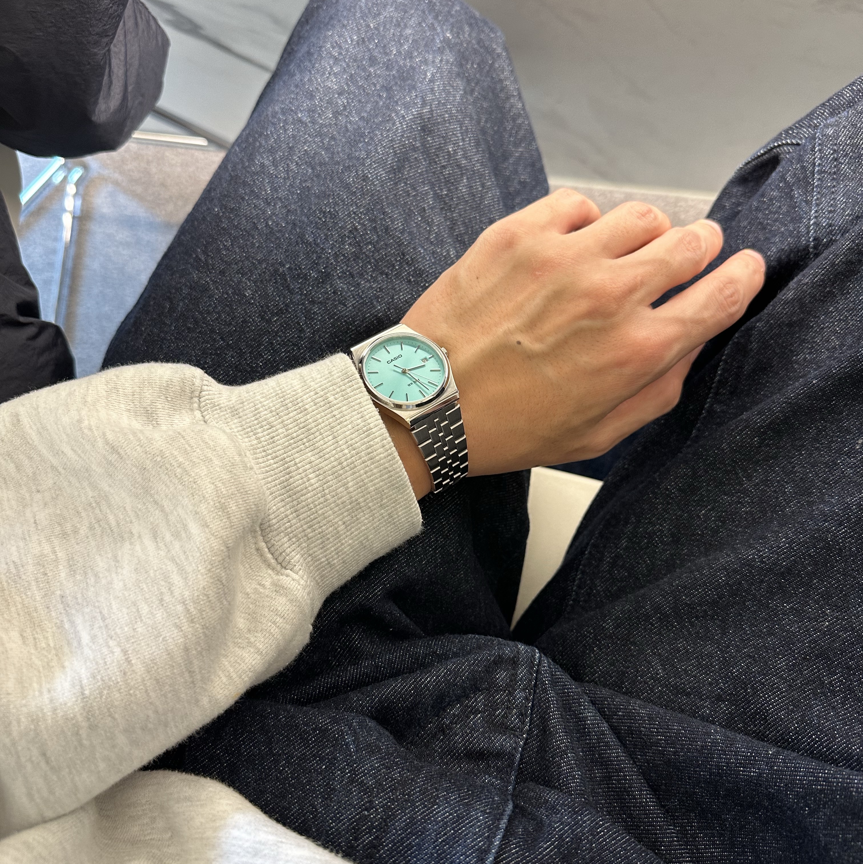Casio MTP-B145D-2A1V 착용 스타일