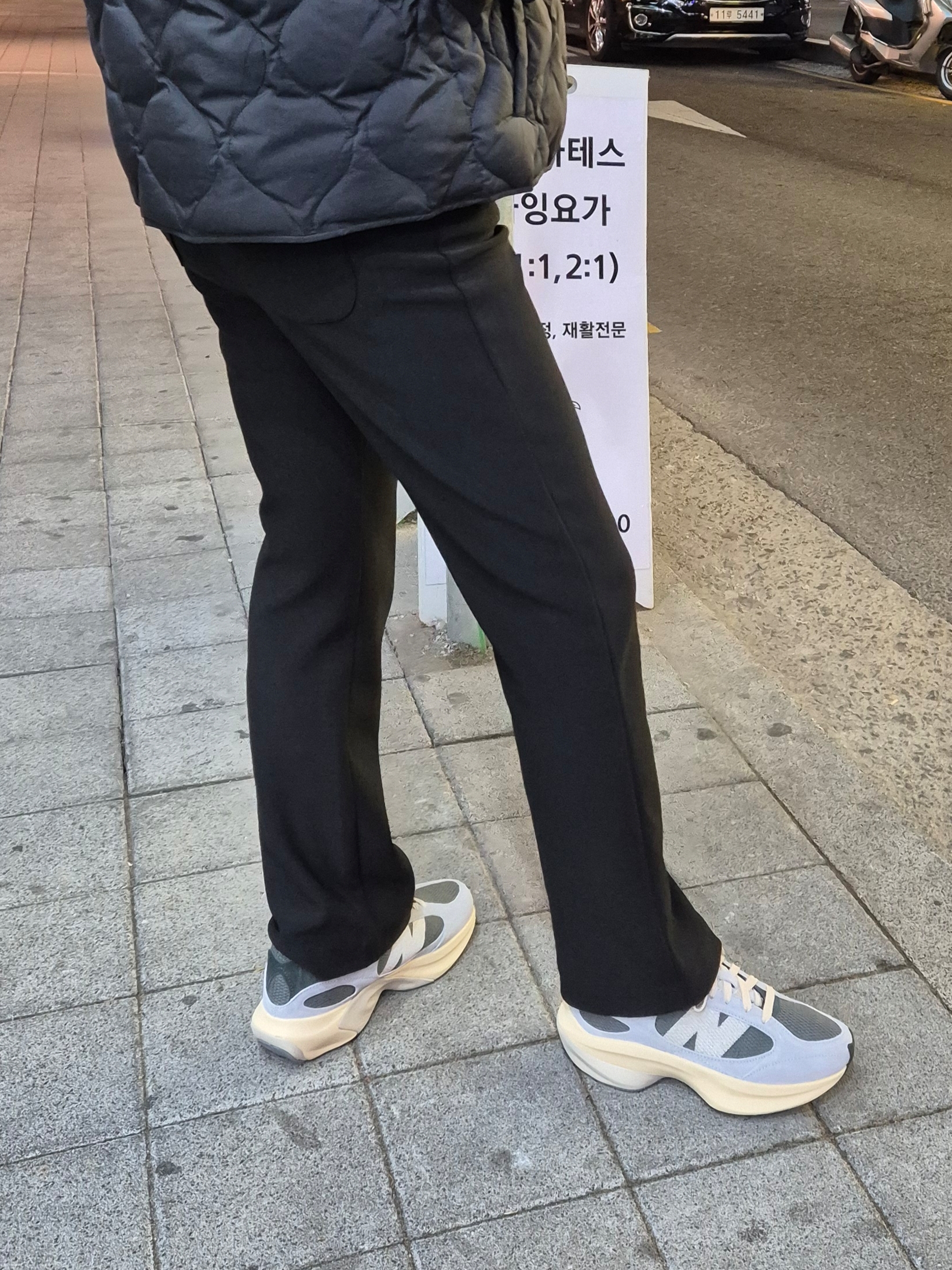 New Balance WRPD Runner Moonrock Mushroom, New Balance WRPD Runner Grey 착용 스타일 - 2