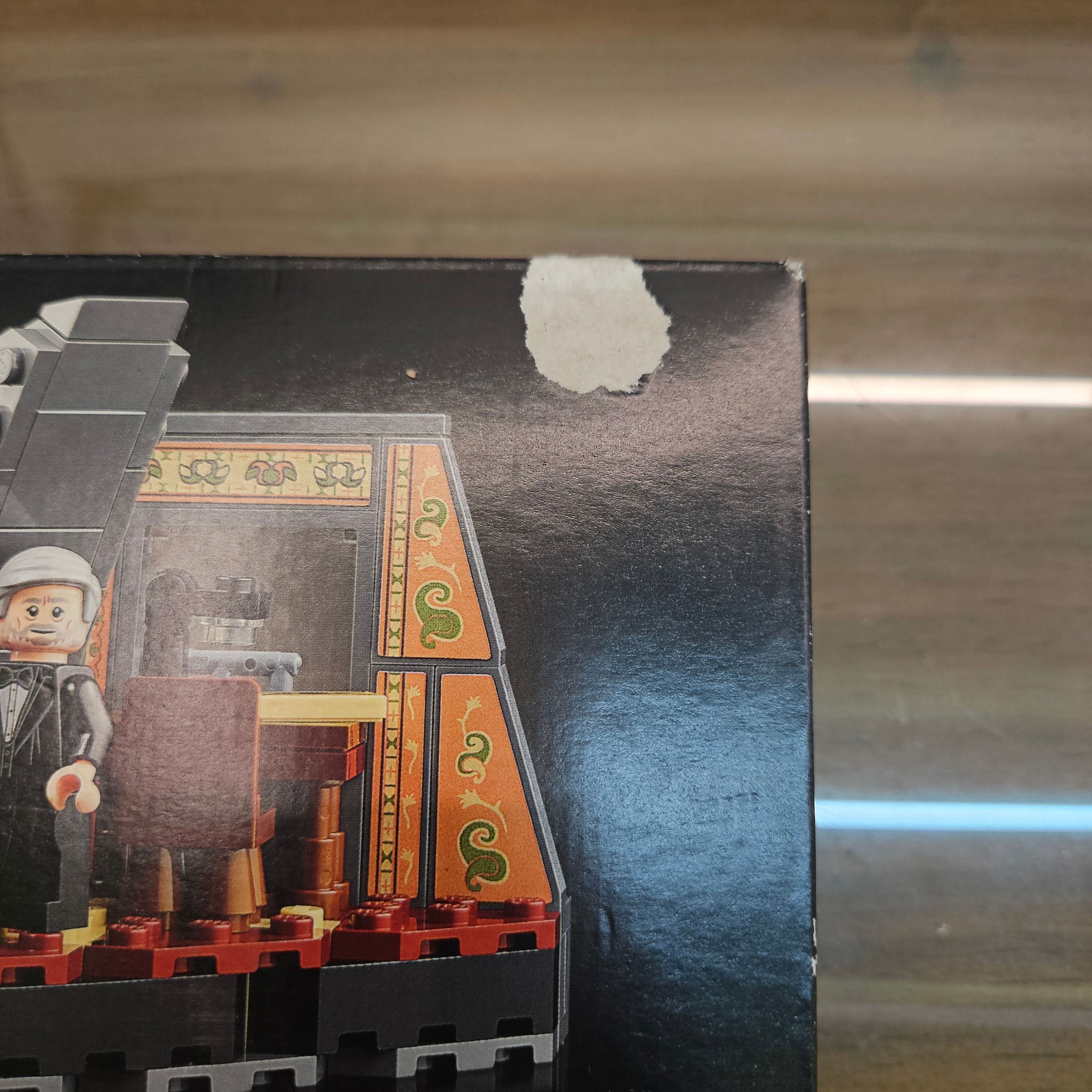 Lego Eiffel’s Apartment 착용 스타일 - 1
