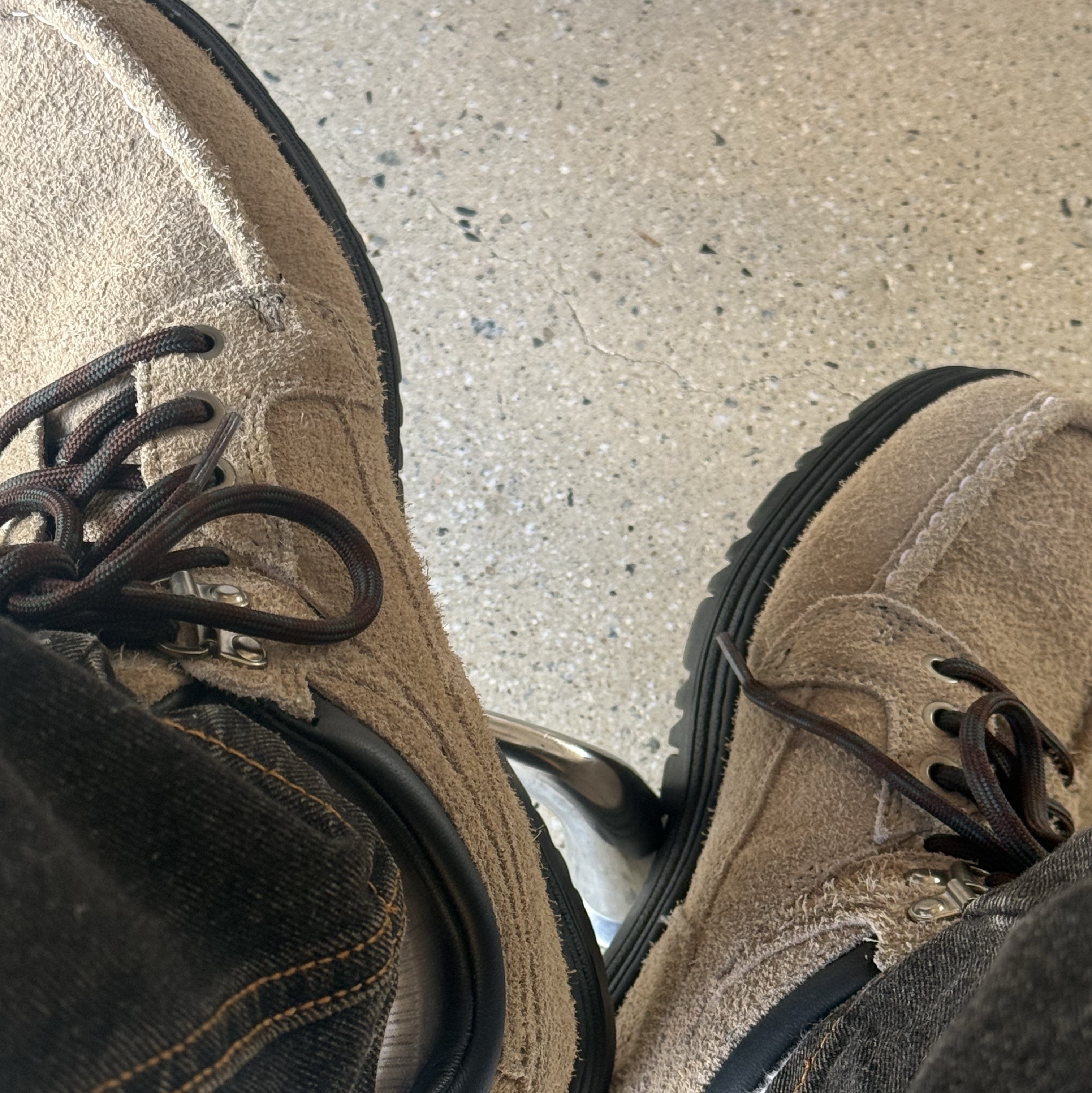 Timberland x Thisisneverthat Heritage Gore-Tex Moc Toe Mid Boots Desert - Wide 착용 스타일