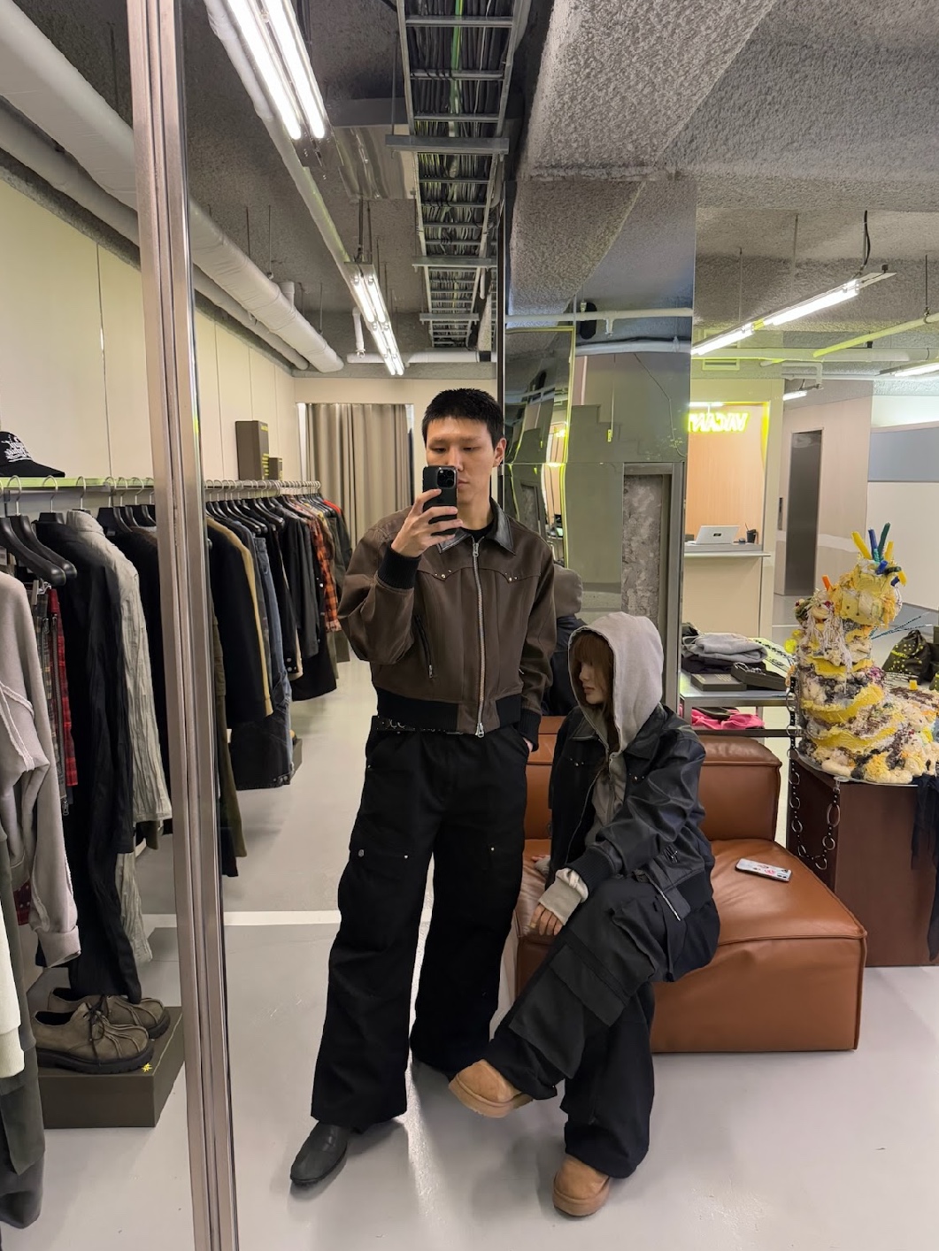 Vacant Archive Bellamy Leather Colloar Jacket Brown, Vacant Archive Bellamy Leather Colloar Jacket Black 착용 스타일