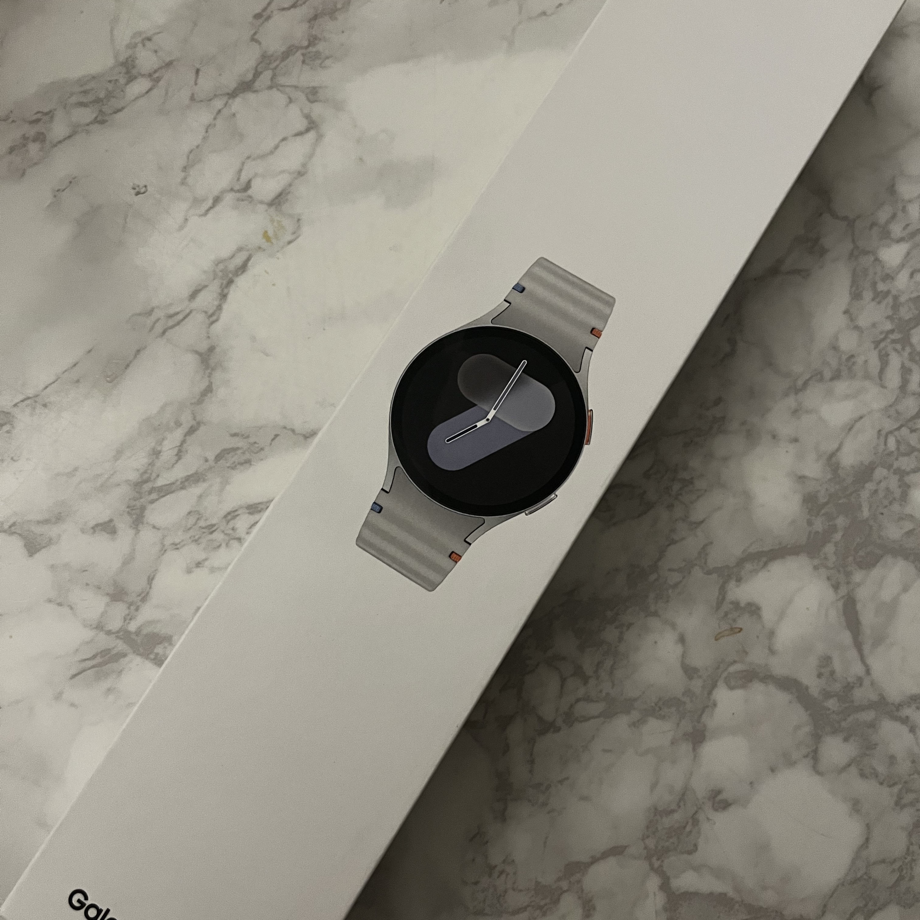 Samsung Galaxy Watch7 44mm Bluetooth Silver (Korean Ver.) 착용 스타일