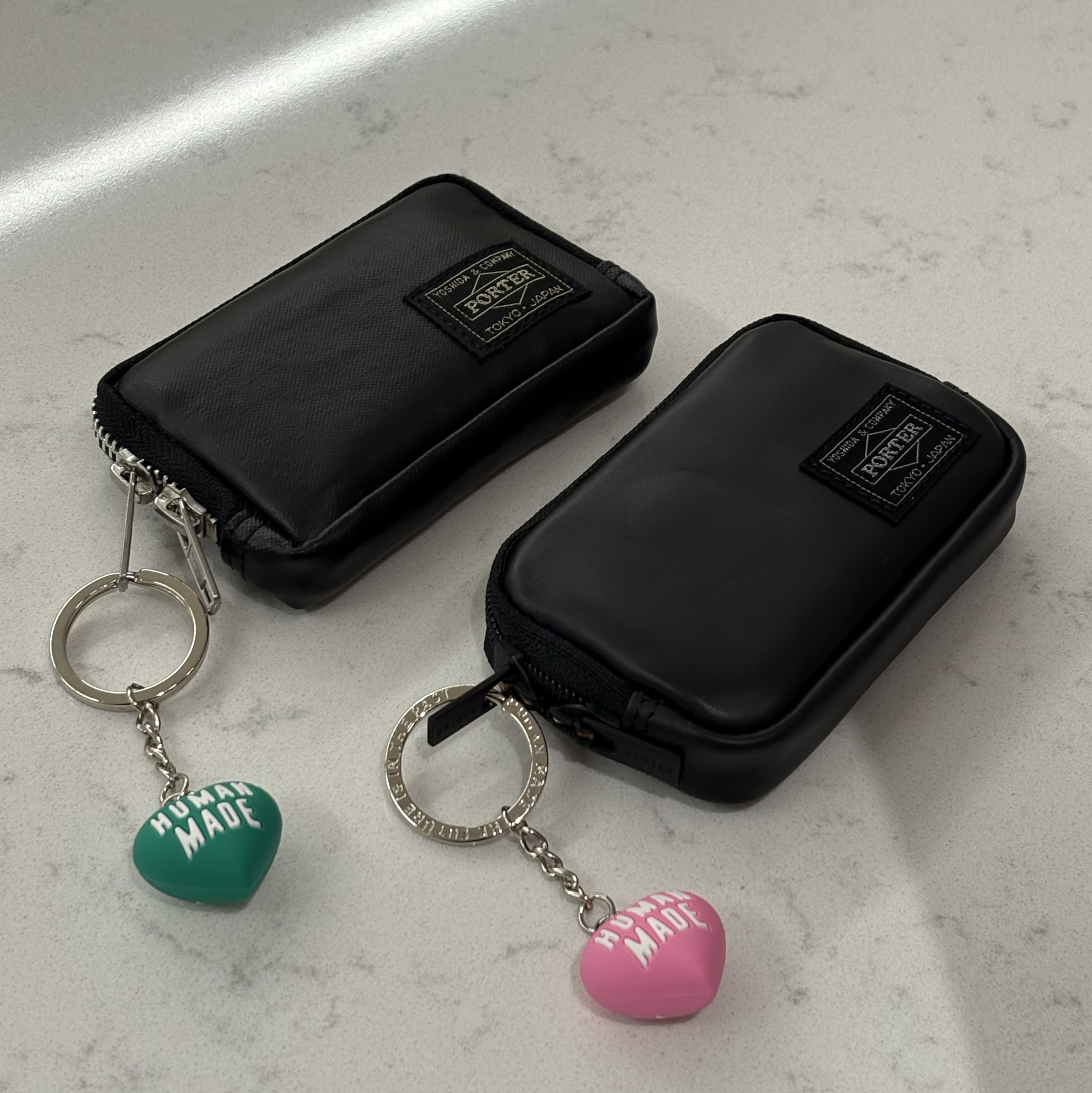 Porter Aloof Coin Case Black, Human Made Heart Rubber Key Chain Pink 착용 스타일