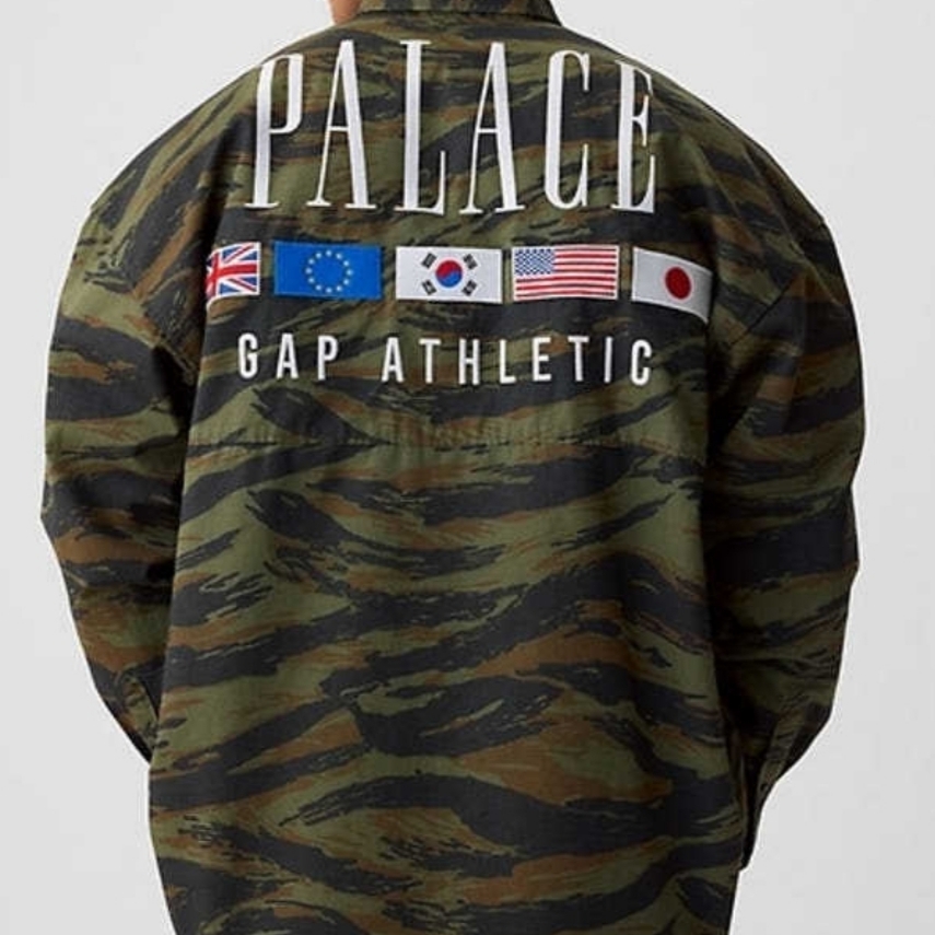 Palace x Gap Oxford Drop Shoulder Camo - 24SS 착용 스타일 - 2