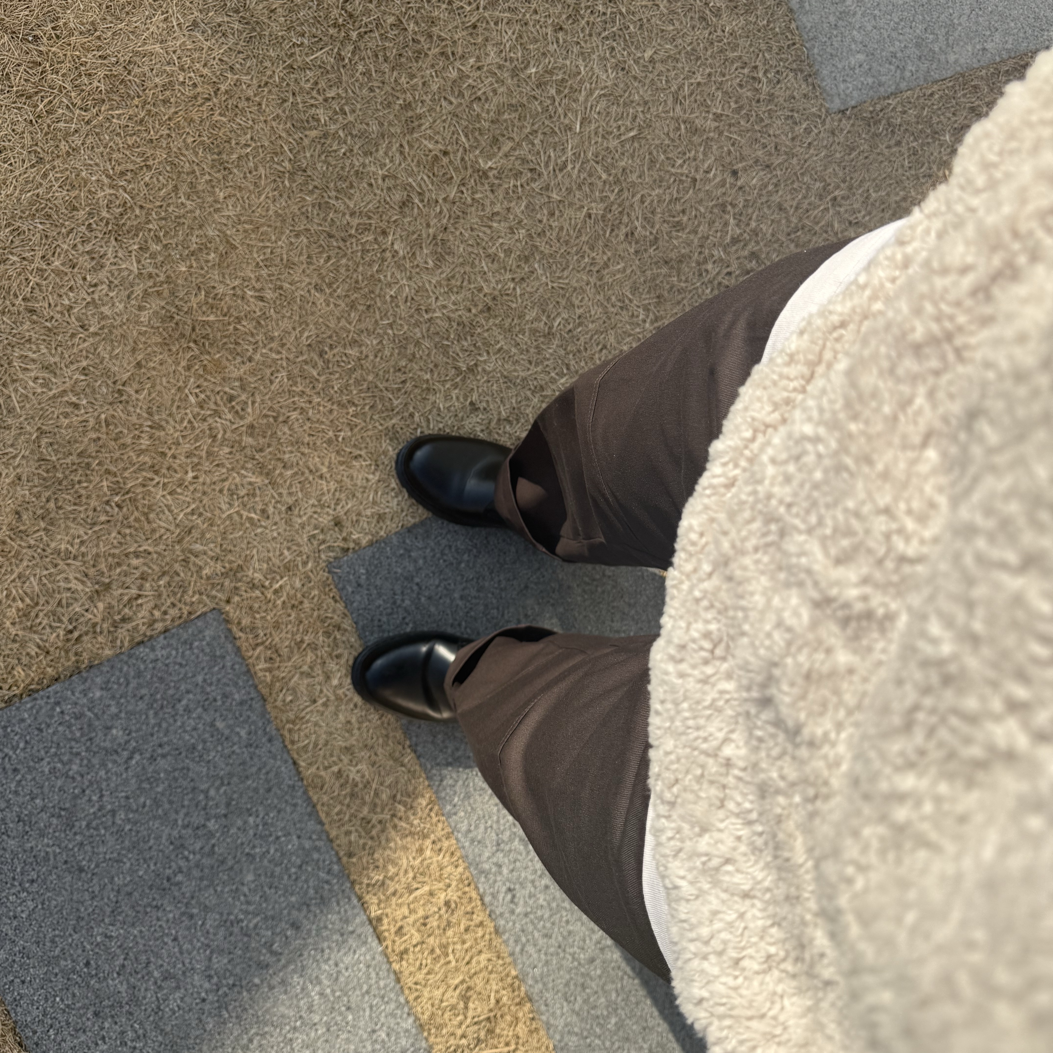 Kapital 30 Fleece x Fur Grizzly Sweat Speakeasy Kapital Pt Kinari, Dickies Loose Fit Double Knee Work Pants Dark Brown 착용 스타일 - 2