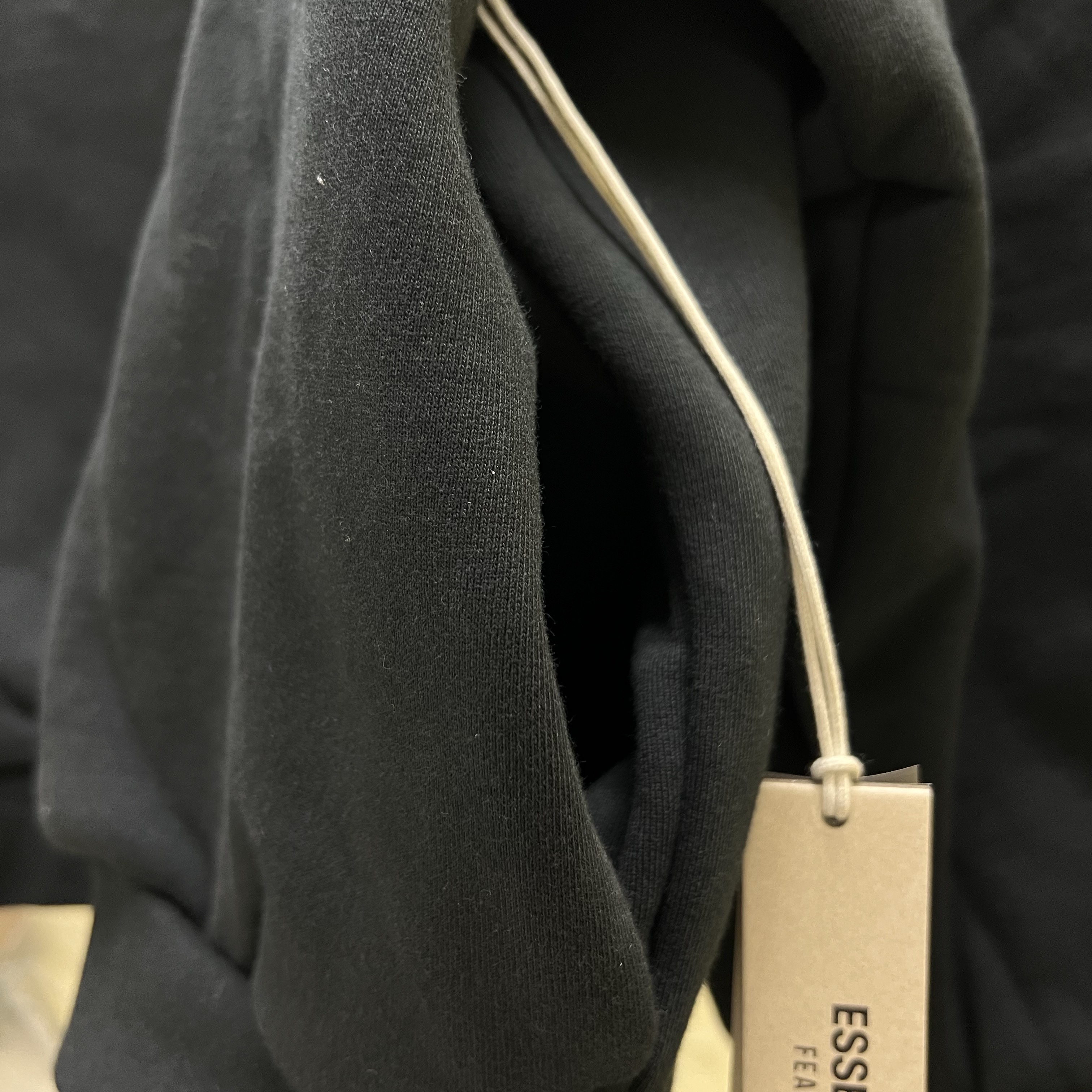 Essentials Heavy Fleece Crewneck Black - 24FW 착용 스타일 - 2