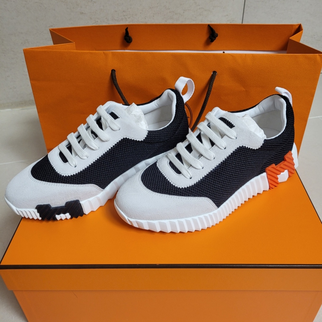 (W) Hermes Bouncing Sneakers Mesh Suede Goatskin & Noir Blanc 착용 스타일