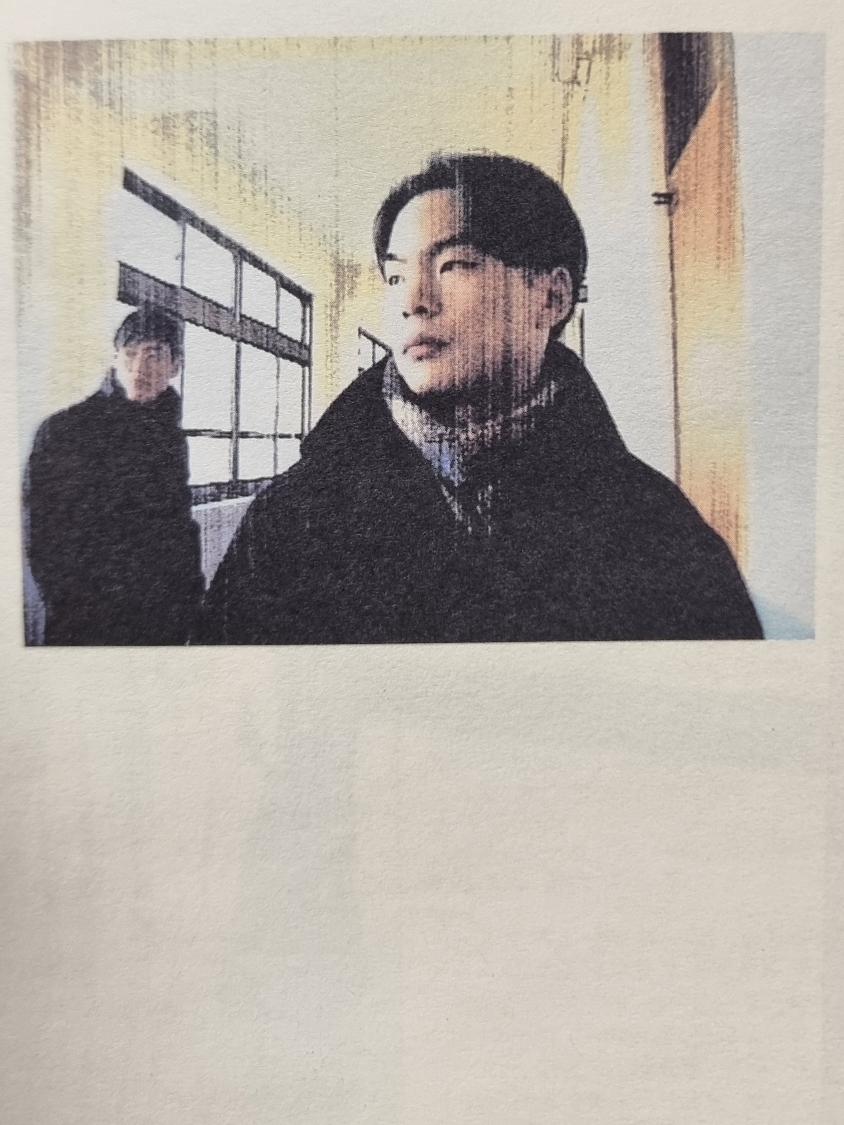 Exhibition 2nd Exhibition (2LP), Exhibition 1st Album Exhibition LP White 착용 스타일 - 5
