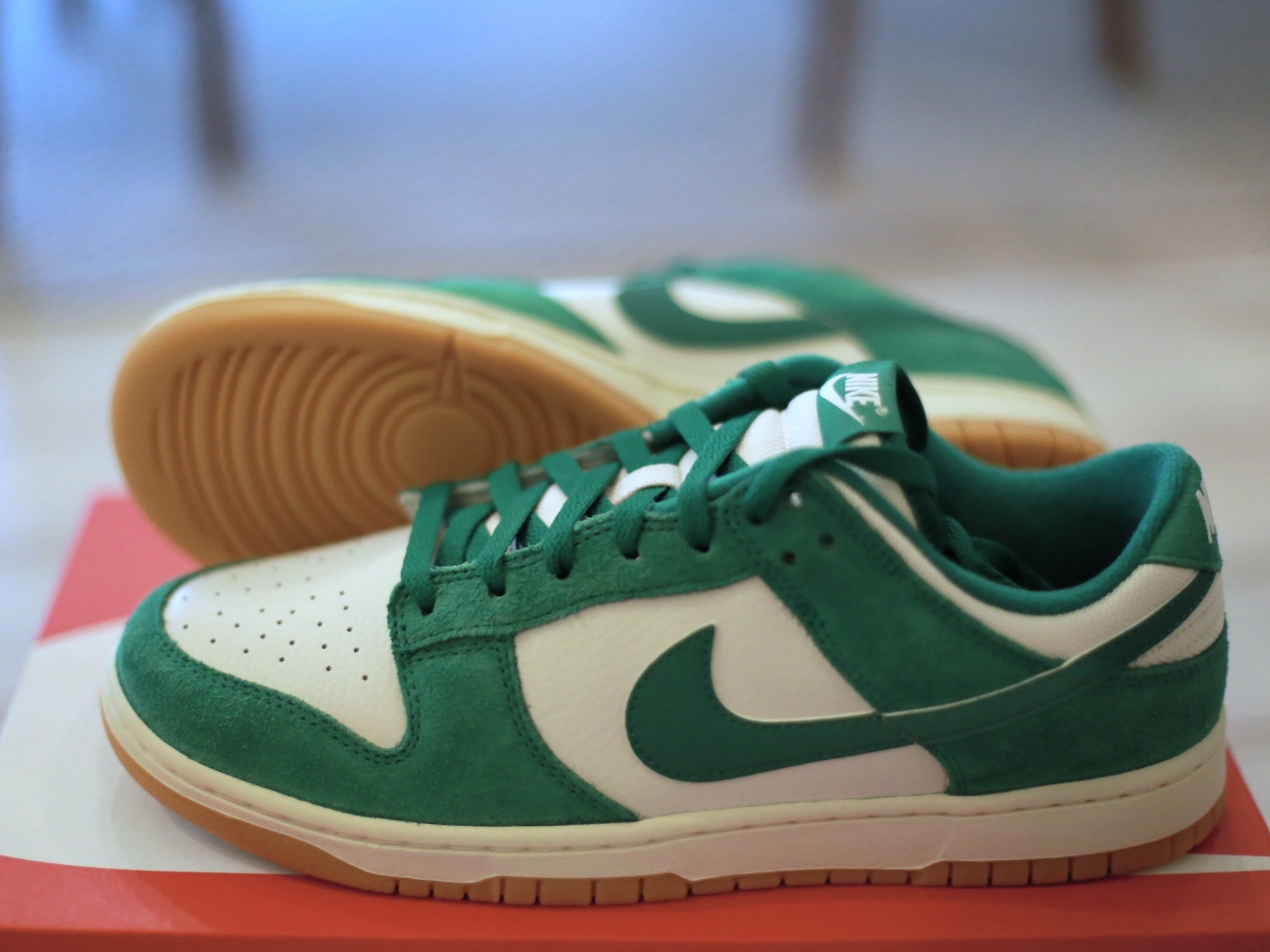 Nike Dunk Low SE Phantom Malachite 착용 스타일 - 4