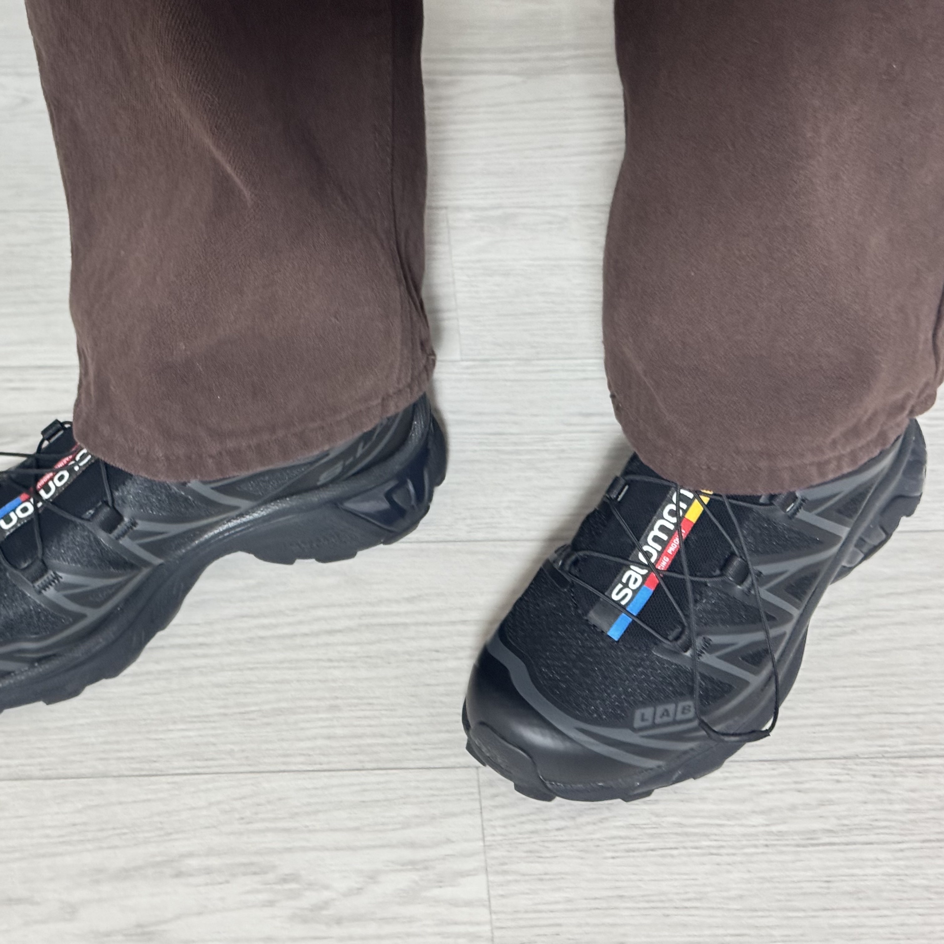 Salomon XT-6 ADV Black 착용 스타일