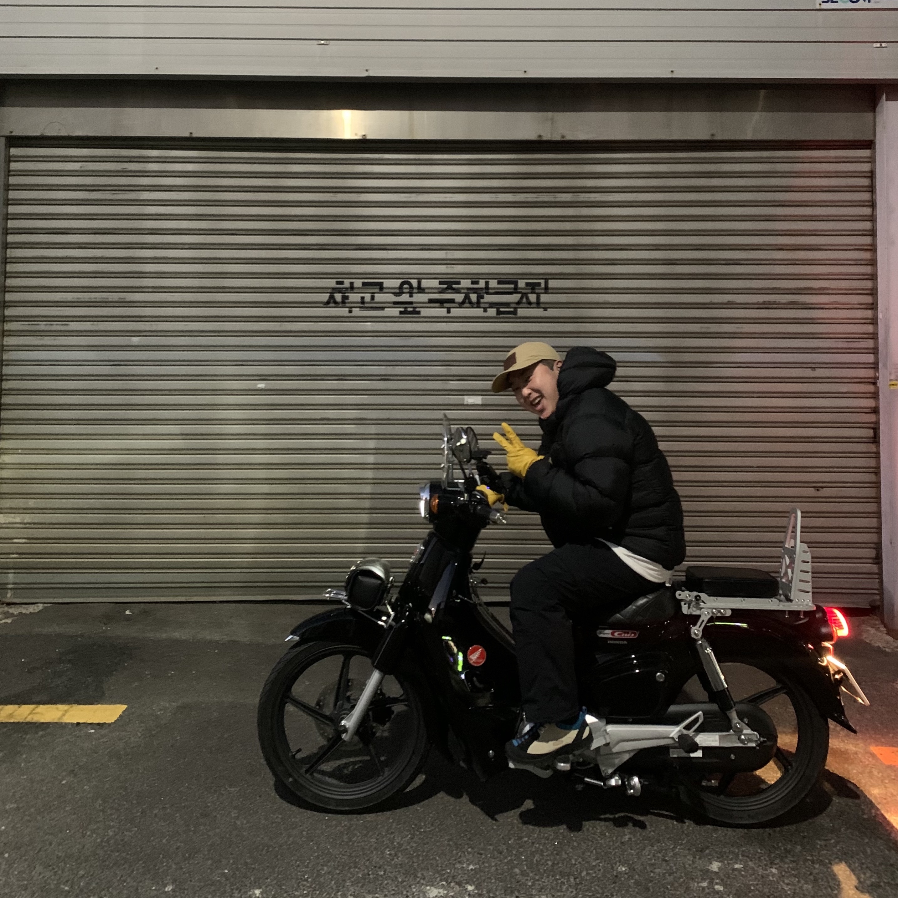 Nike ACG Therma-Fit ADV Lunar Lake Puffer Jacket Black - Asia 착용 스타일