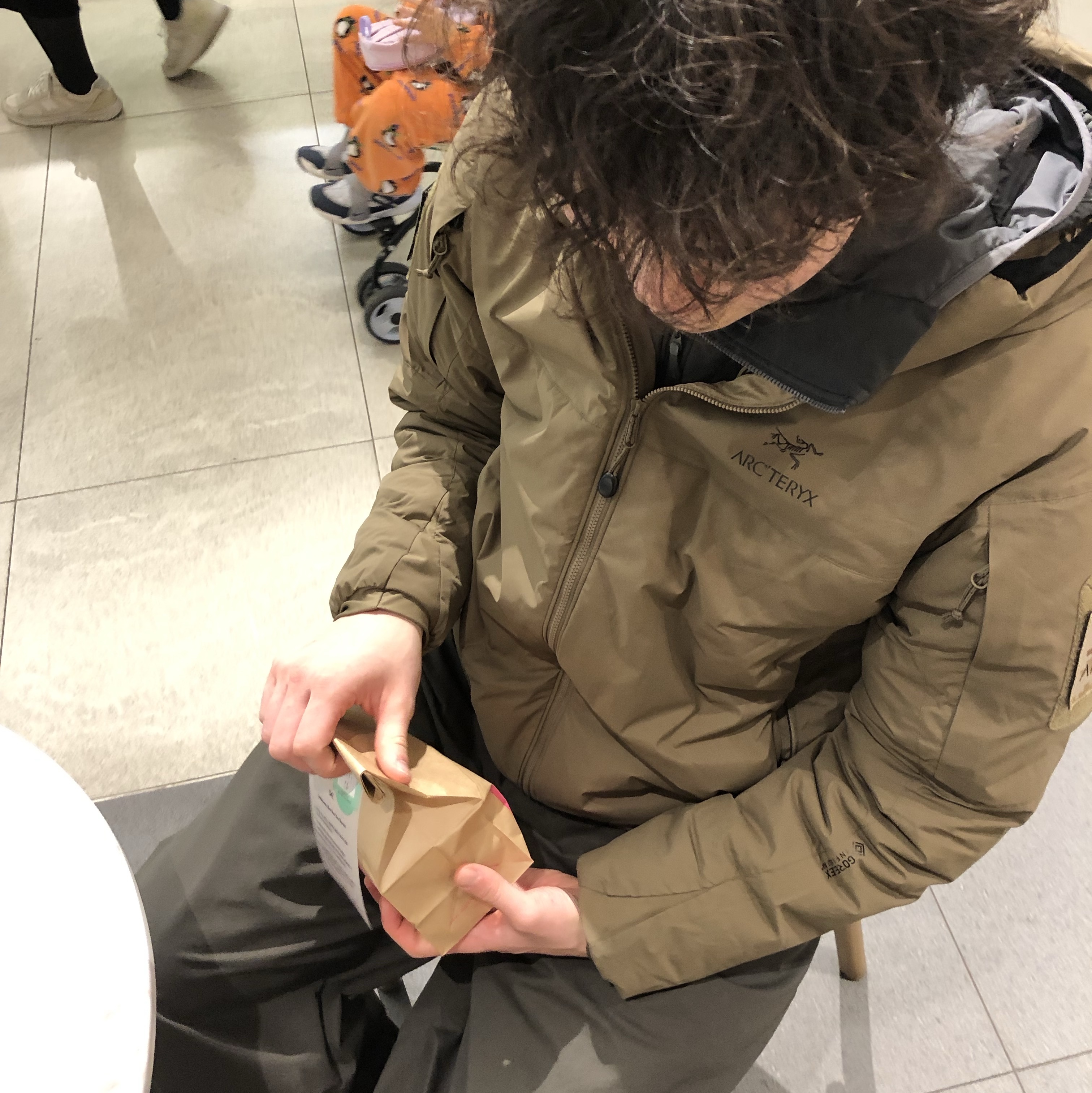 Arc'teryx LEAF Cold WX Hoody LT Gen 2 Crocodile, Amomento Mens Cotton Nylon Fatigue Pants Black - 24FW 착용 스타일 - 2