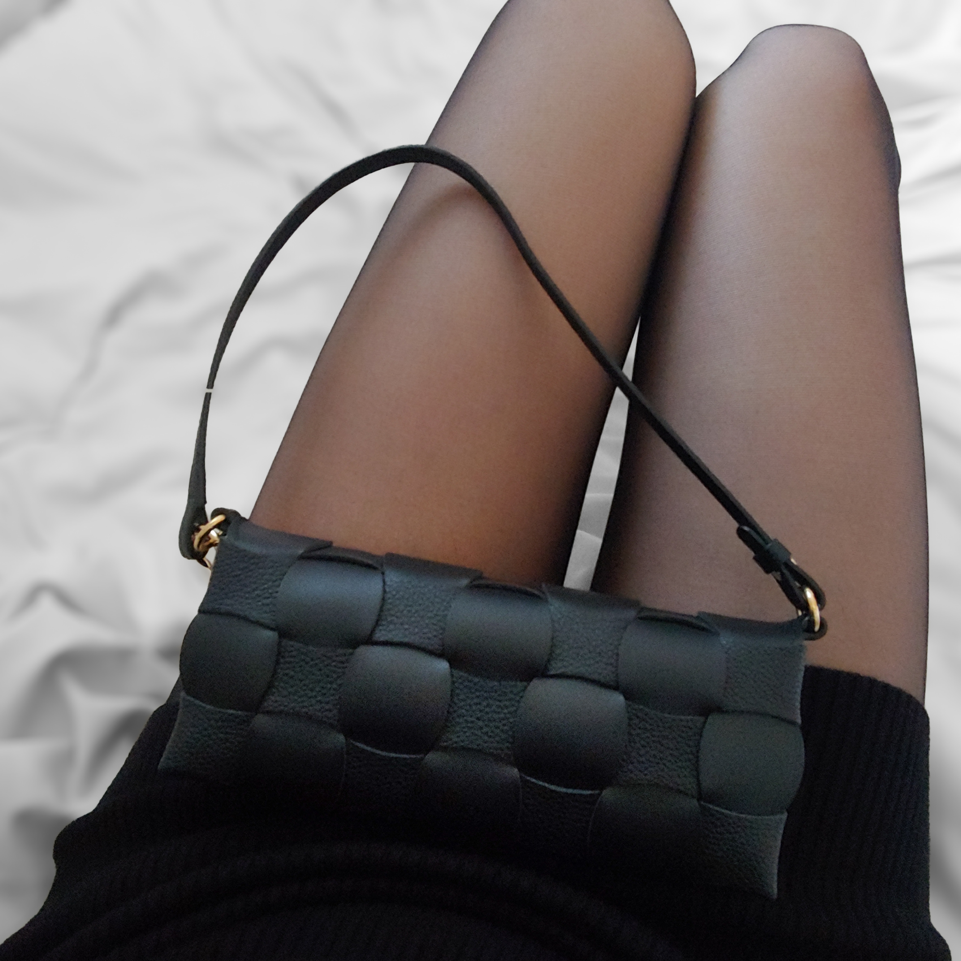 Polene Neiti Black 착용 스타일