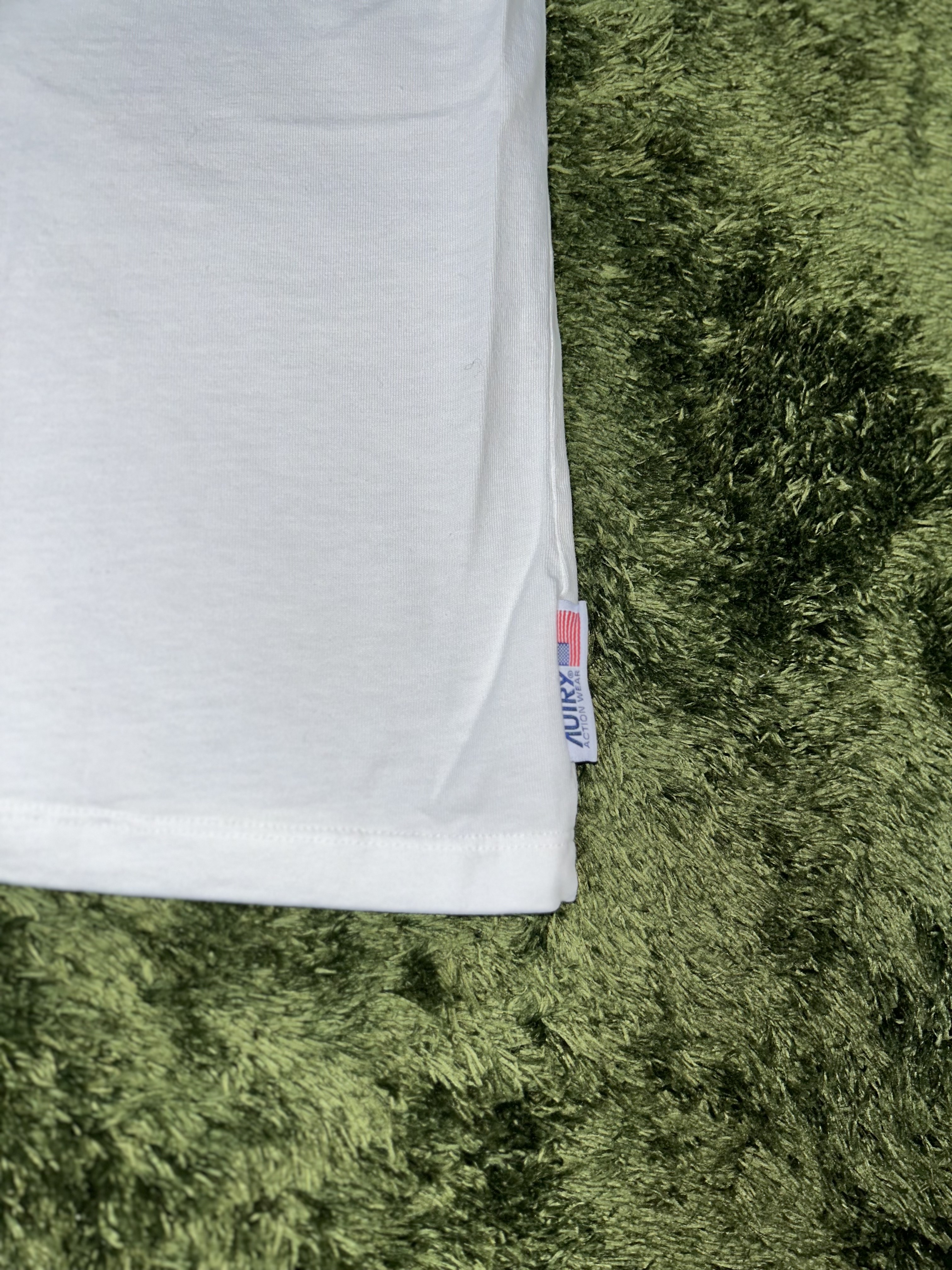 Autry Iconic Logo Authentic T-Shirt White 착용 스타일 - 6