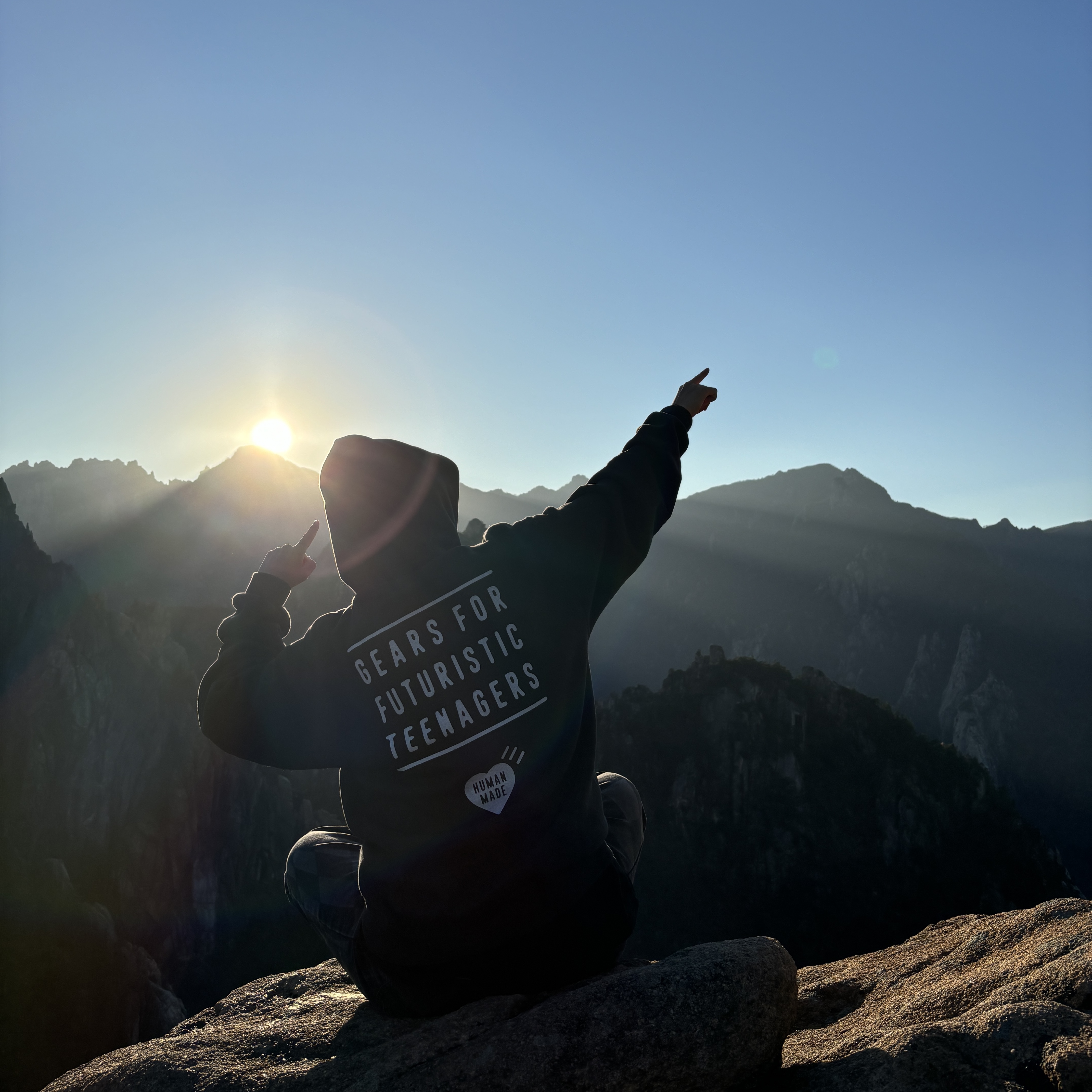 Human Made Zip-Up Hoodie Black 착용 스타일