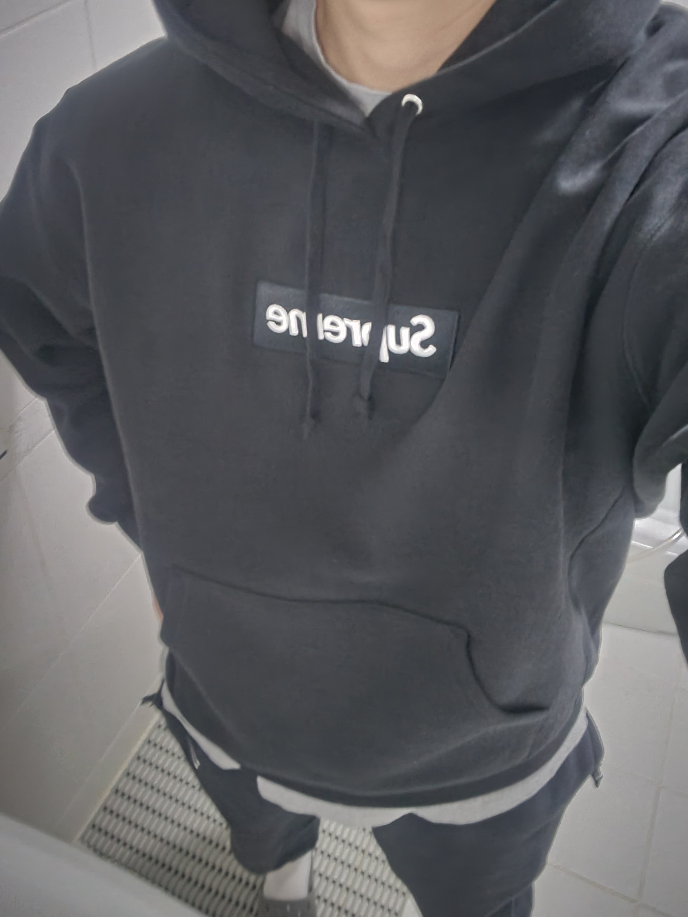 Supreme Box Logo Hooded Sweatshirt Black - 24FW 착용 스타일 - 2