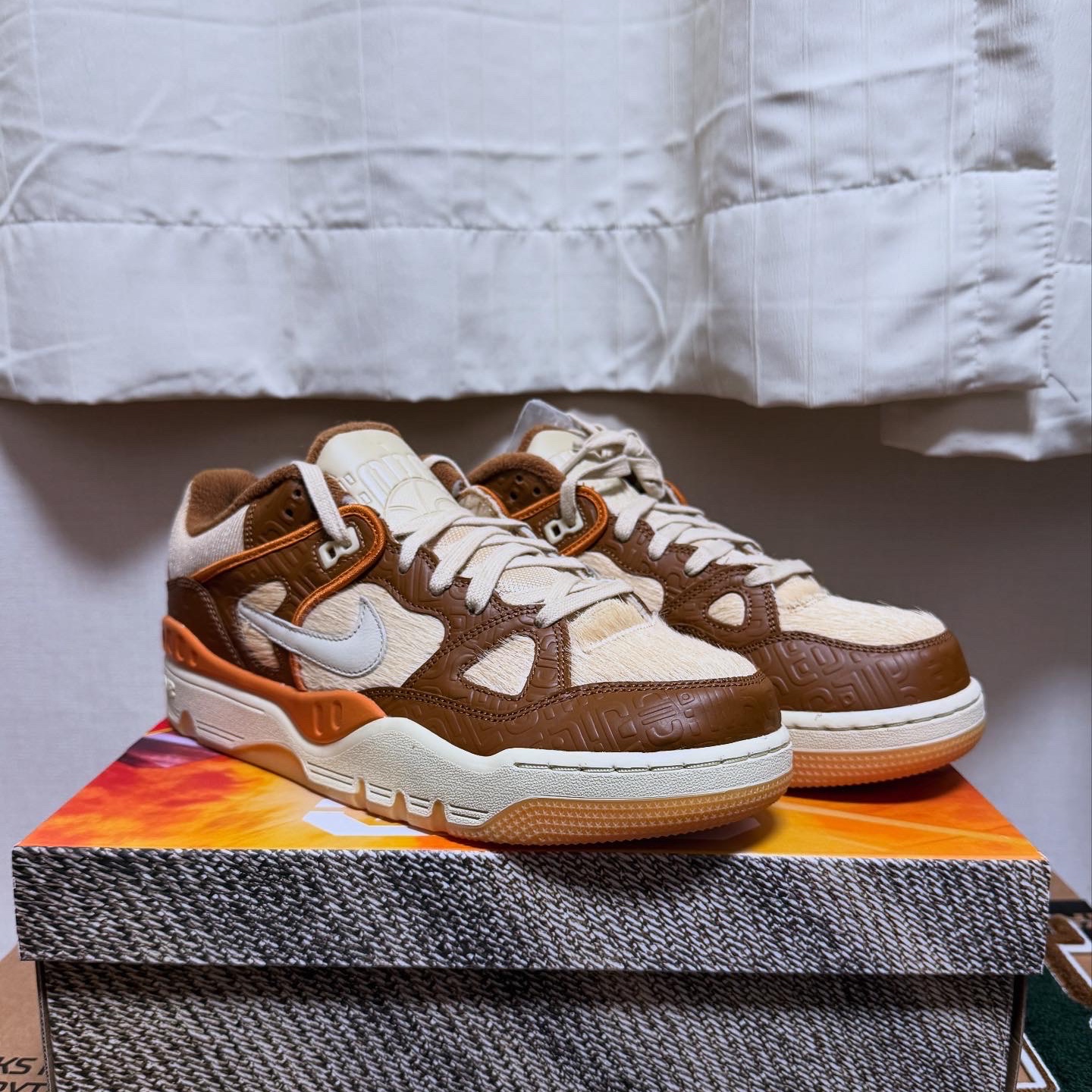 Nike x Nigo Air Force 3 Low SP Light British Tan Fossil 착용 스타일 - 1
