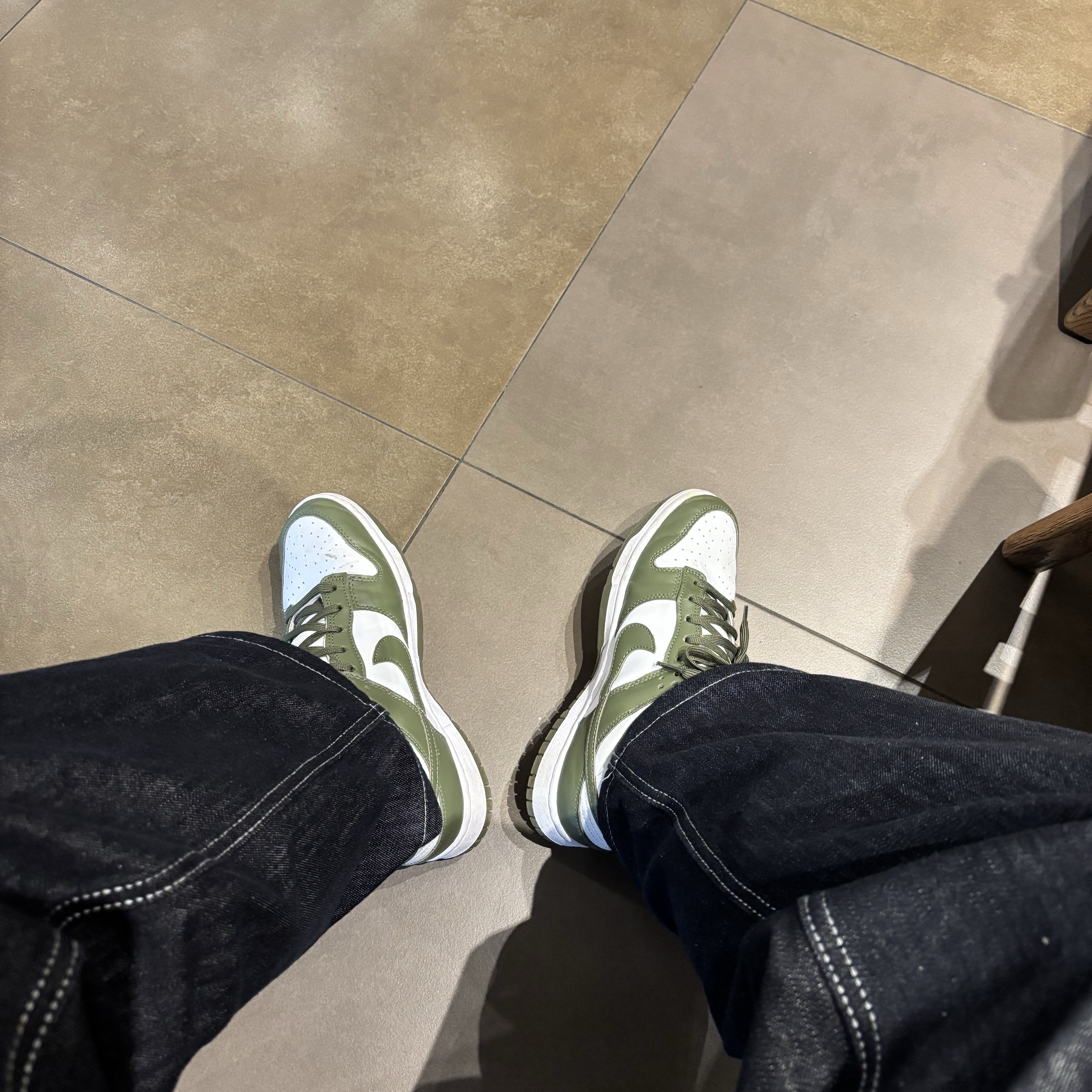 (W) Nike Dunk Low Medium Olive 착용 스타일