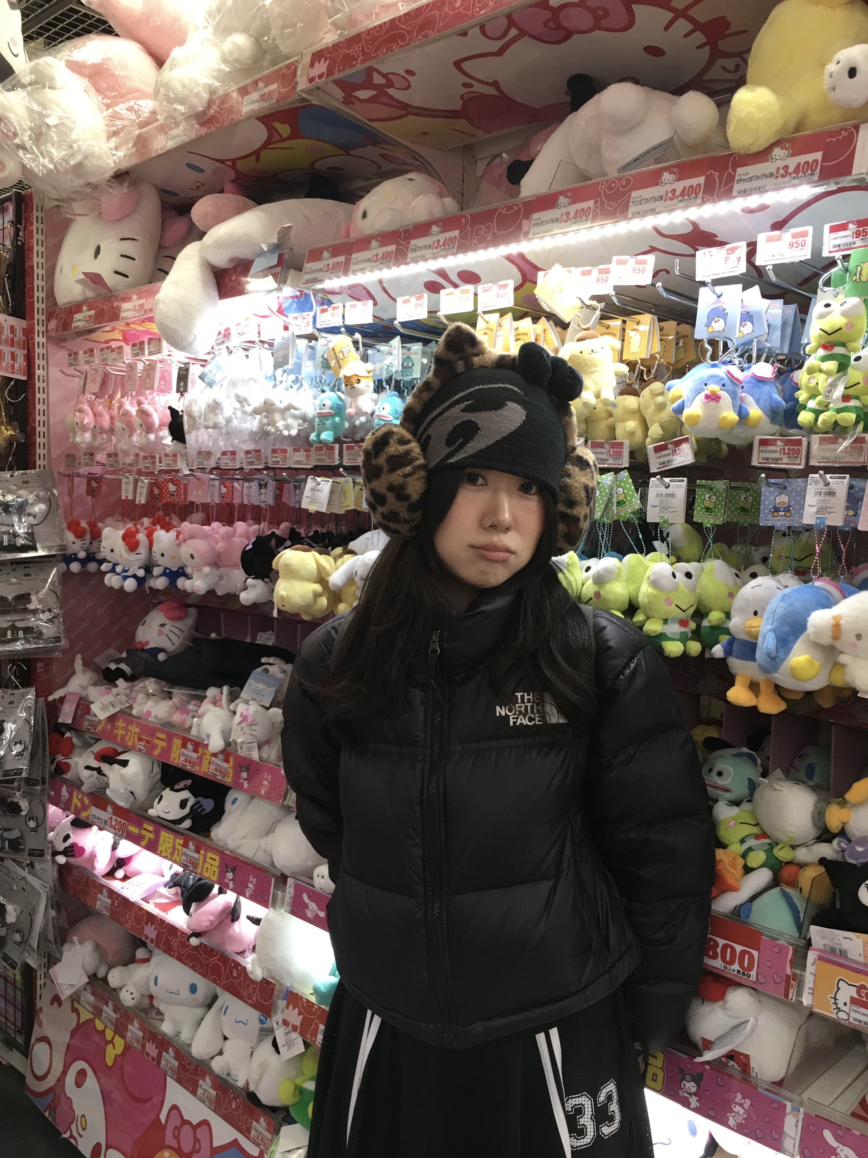 Sansan Gear Logo Beanie Black, The North Face 1996 Eco Nuptse Jacket Black 착용 스타일 - 1