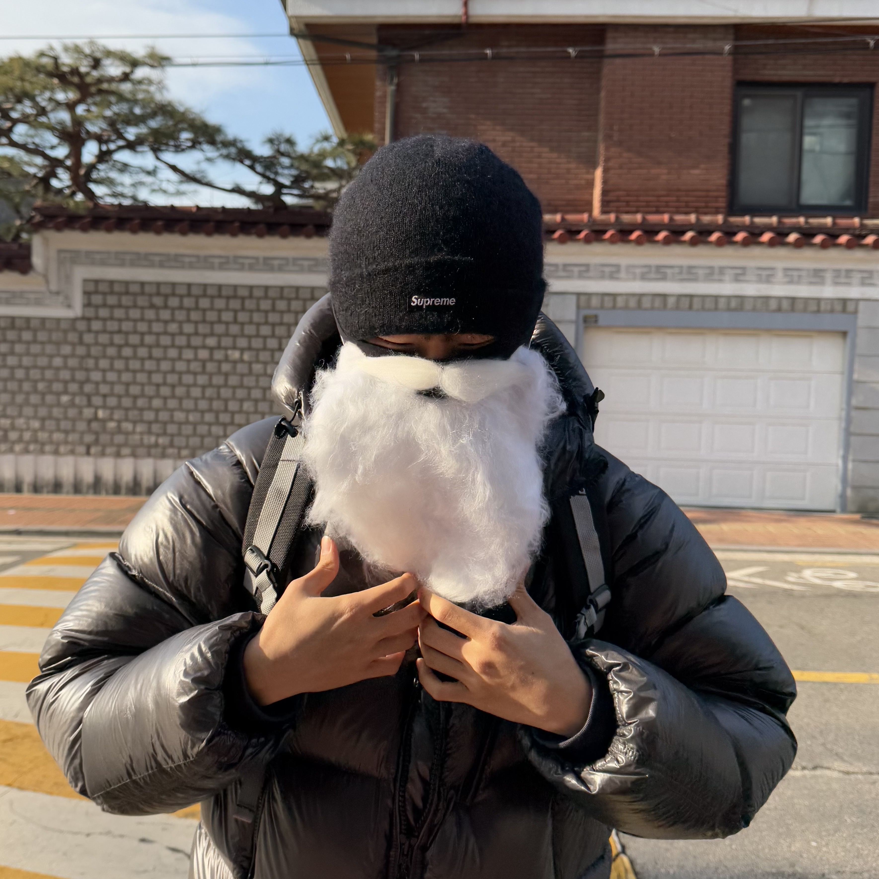 Supreme Mohair Beanie Black - 23FW 착용 스타일