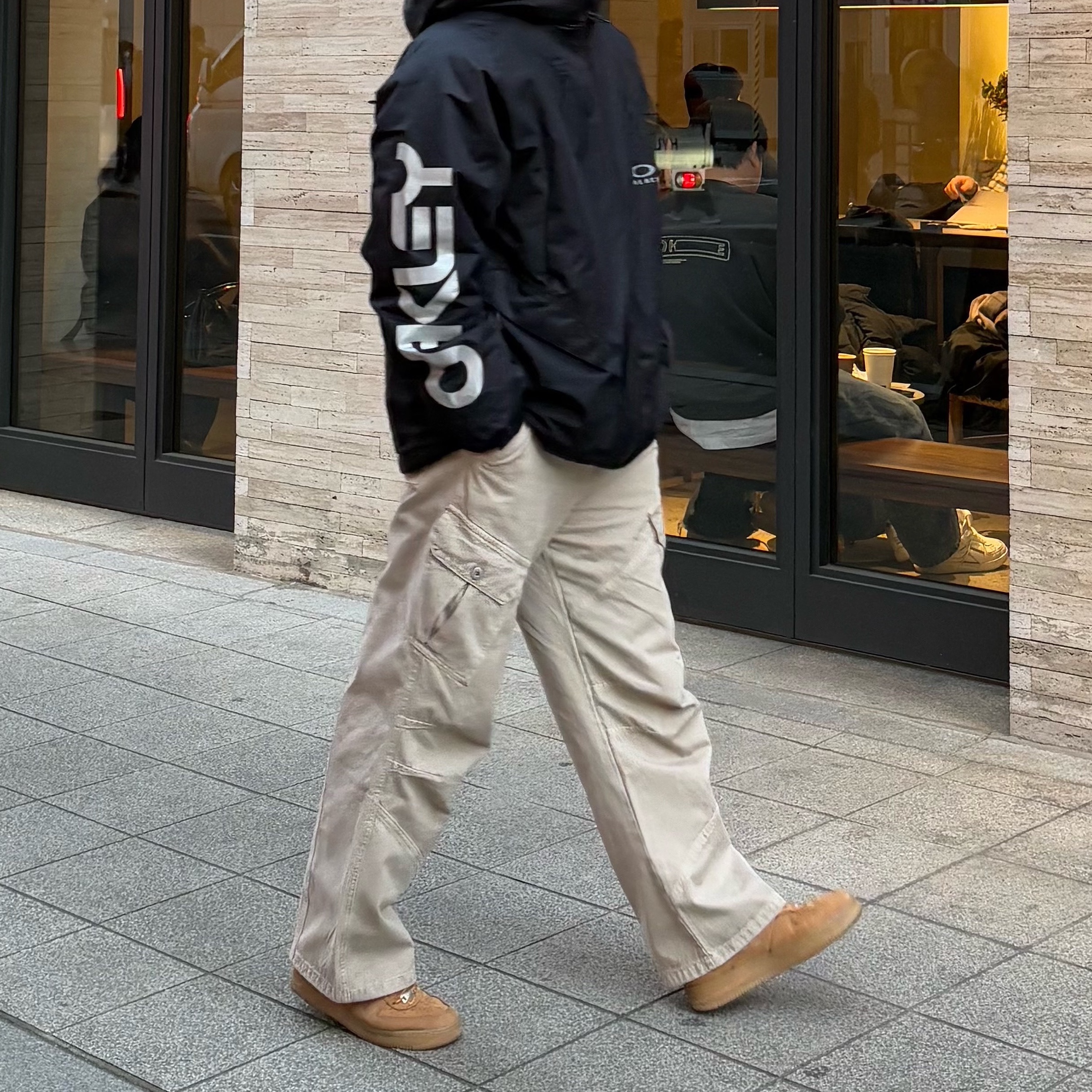 Palace x Oakley Snow Jacket Black - 24FW 착용 스타일