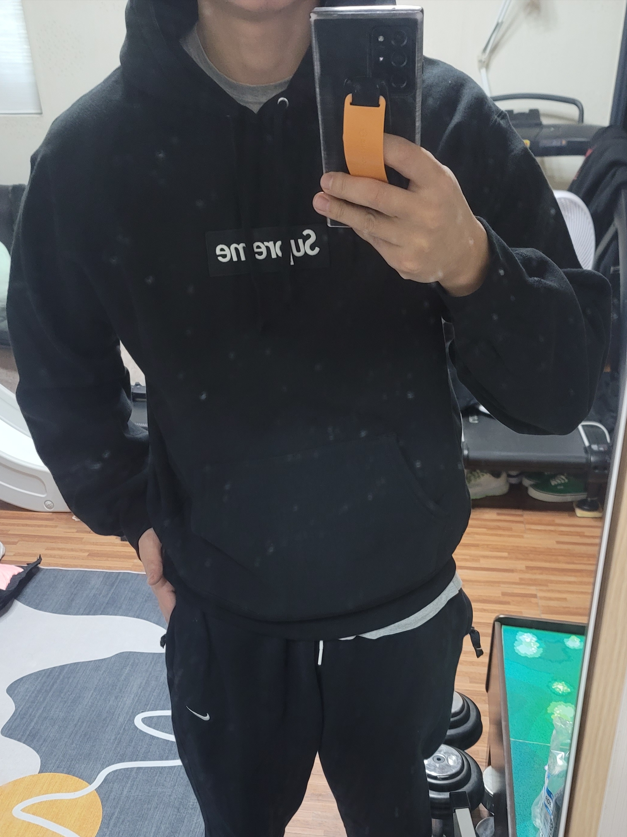 Supreme Box Logo Hooded Sweatshirt Black - 24FW 착용 스타일 - 3